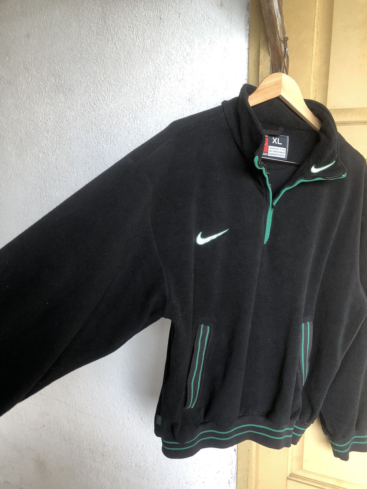 Nike Vintage Nike Verdy Big Swoosh Back Baggy Fleece Jackets Size US XL / EU 56 / 4 - 11 Thumbnail