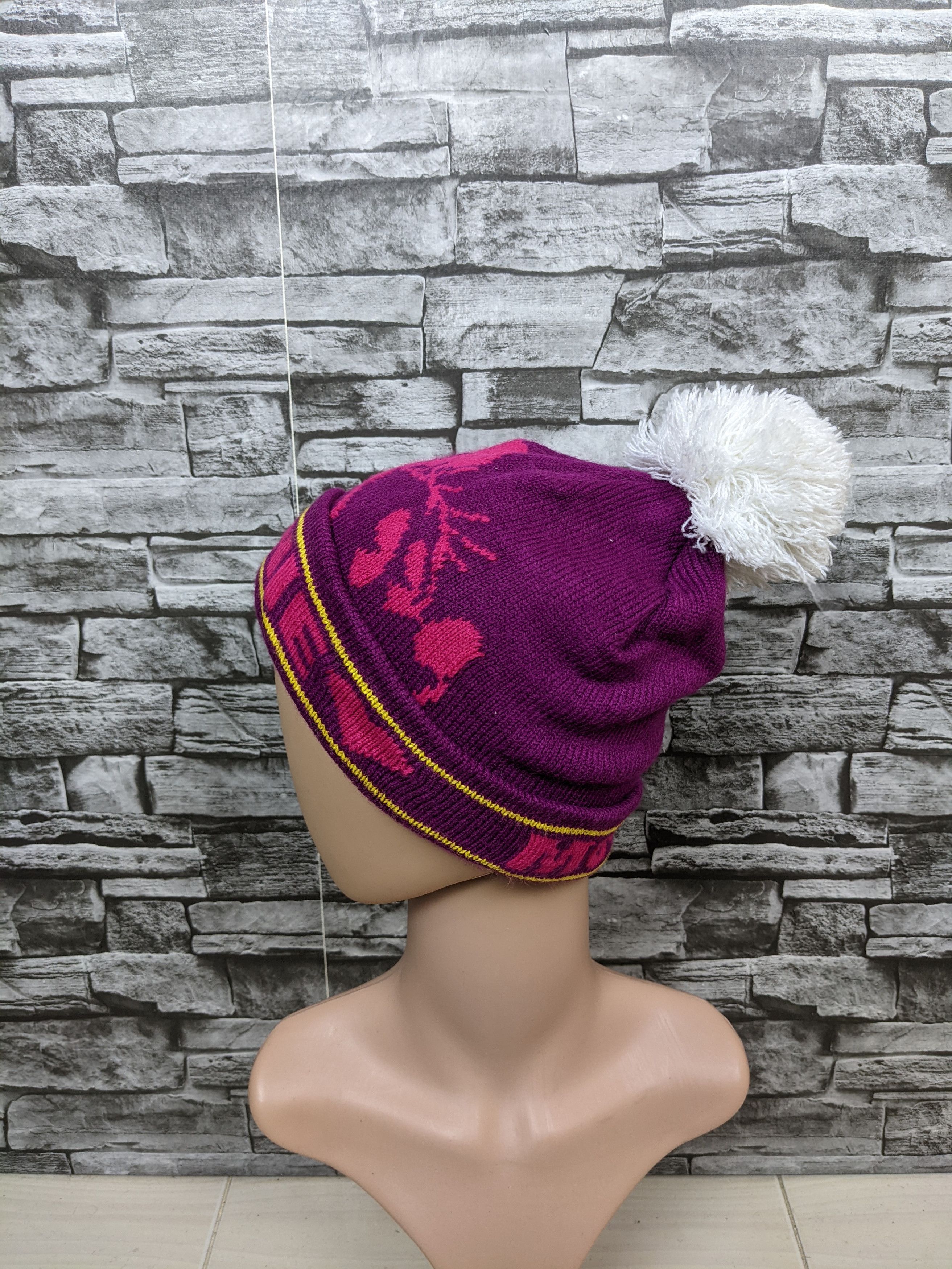Cartoon Network Vintage Disney Minnie Mouse Beanie Hat Cap Snowcap Ski Size ONE SIZE - 2 Thumbnail