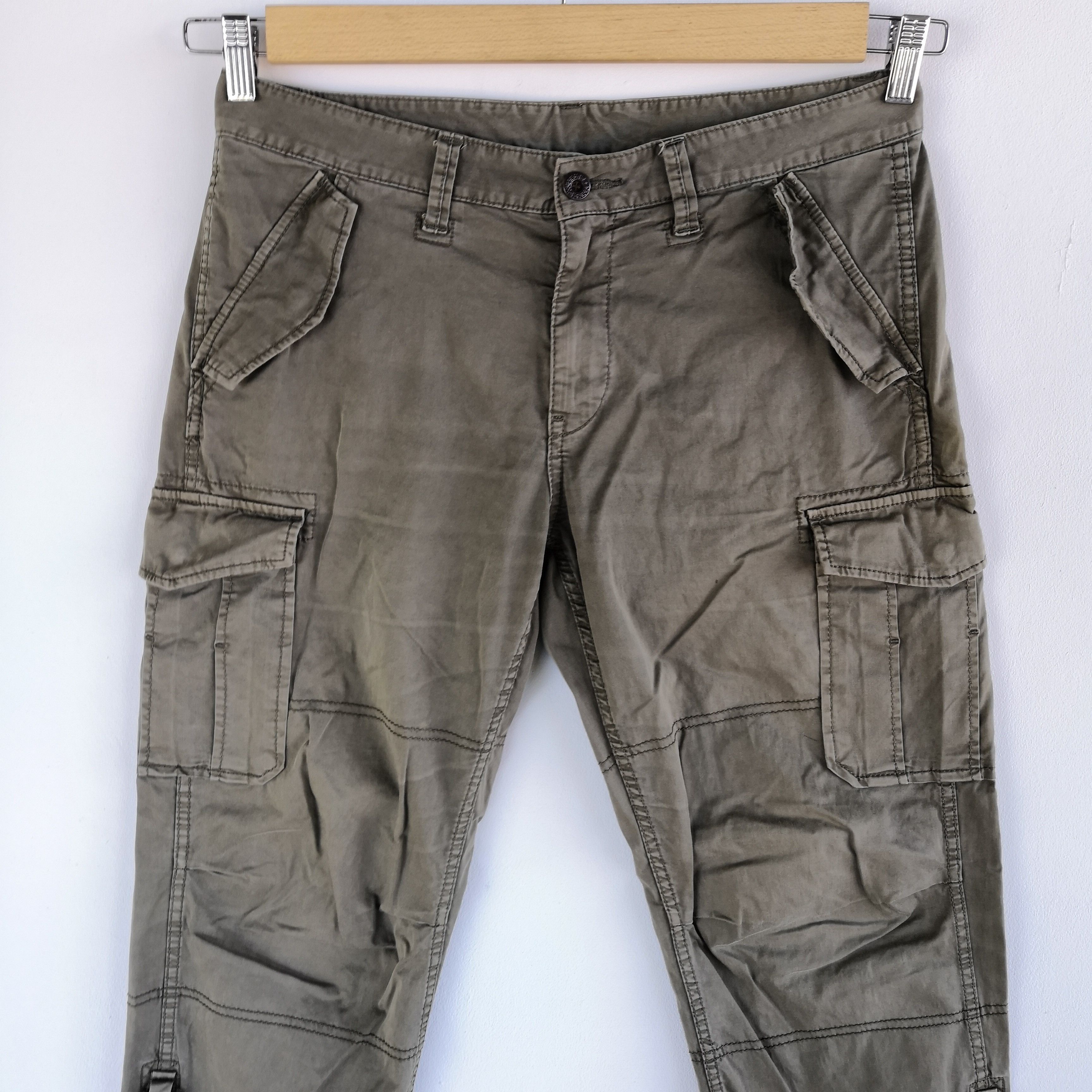 Japanese Brand × Vintage Japanese Cargo Pants Multi Pocket Bondage Trousers Pants Size US 32 / EU 48 - 4 Thumbnail