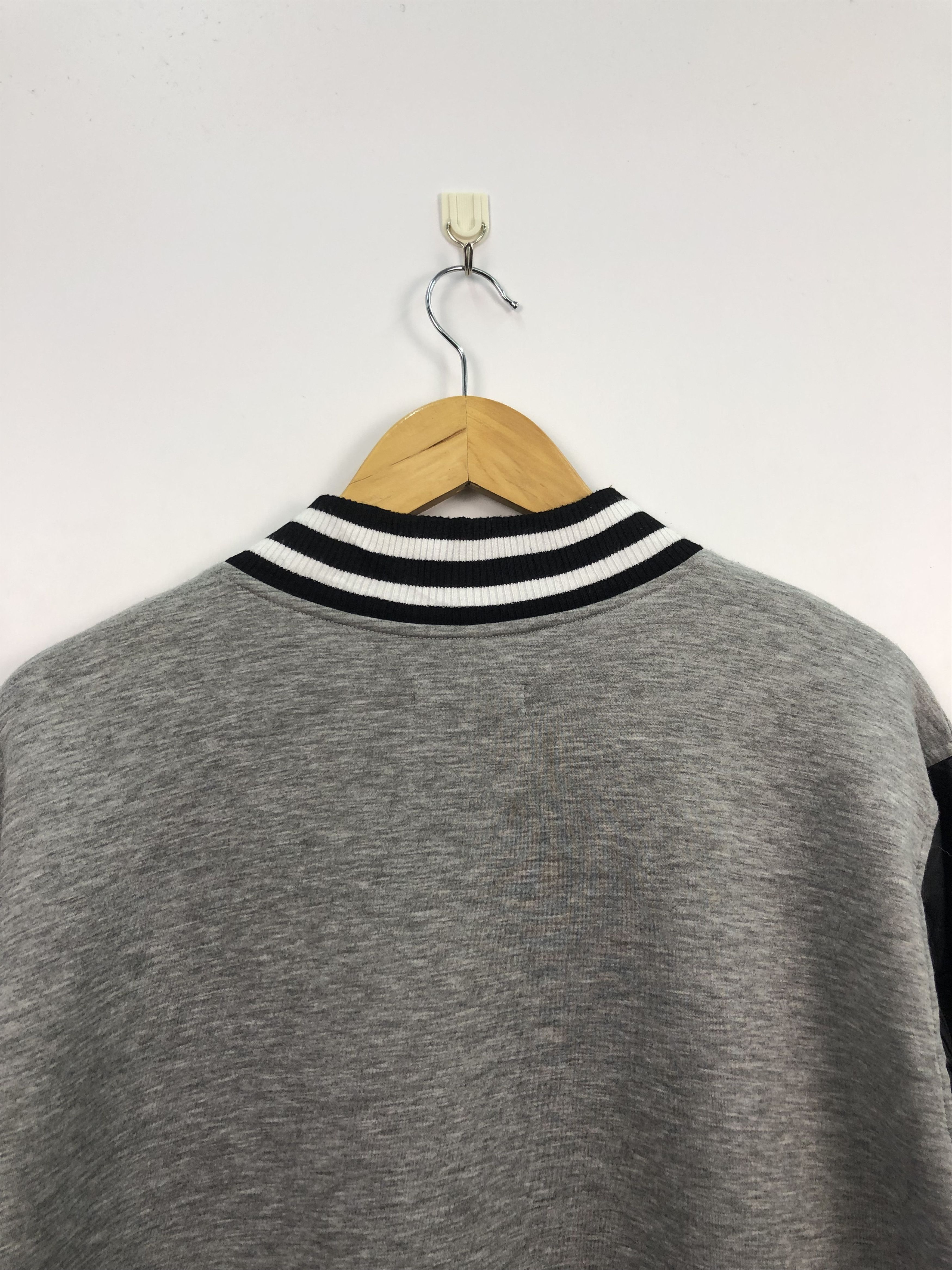 Japanese Brand Japanese Brand Varsity Jacket Synthetic Leather Sleeve V0148 Size US L / EU 52-54 / 3 - 4 Thumbnail