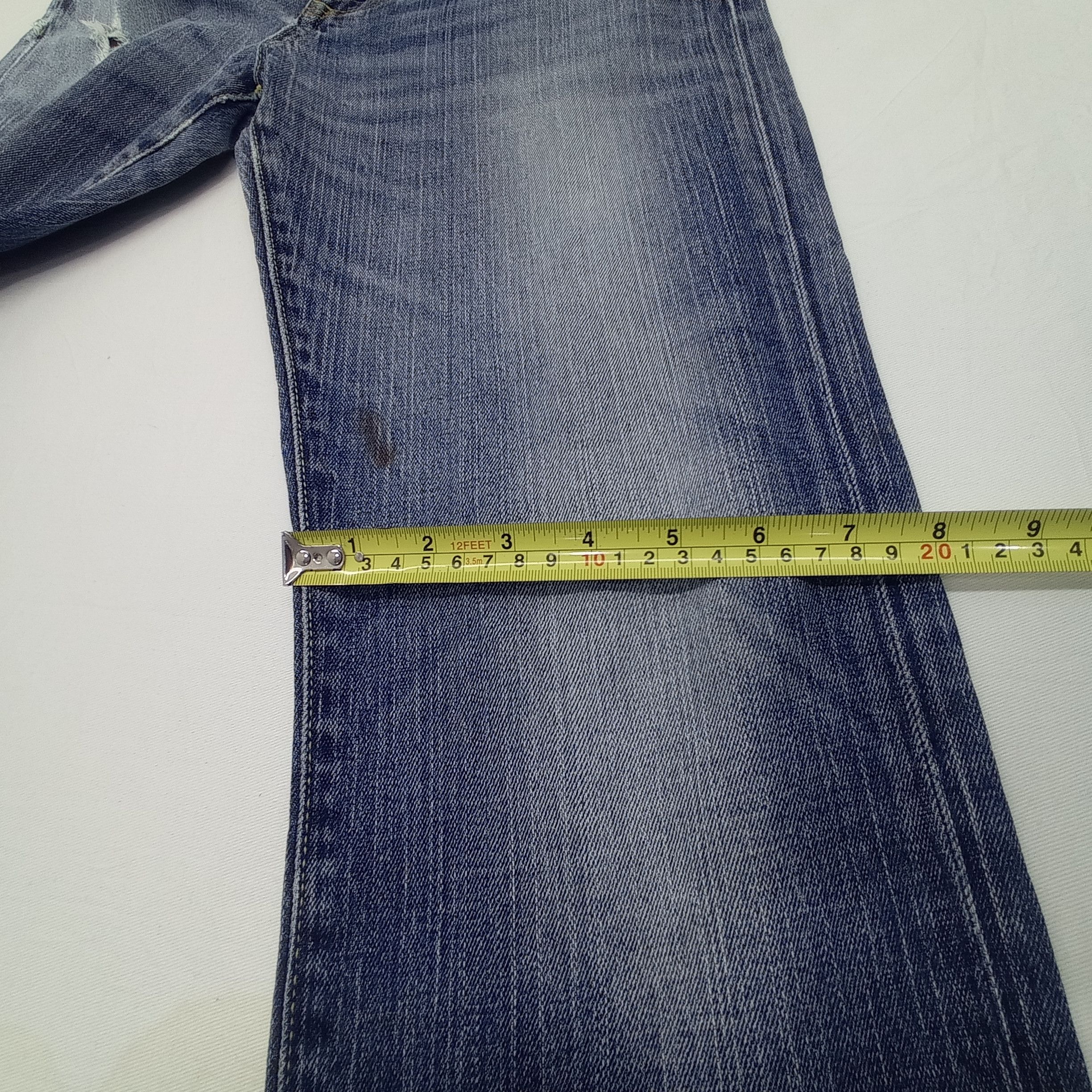 Uniqlo Uniqlo Distressed Denim Jeans Pants Size US 32 / EU 48 - 7 Thumbnail