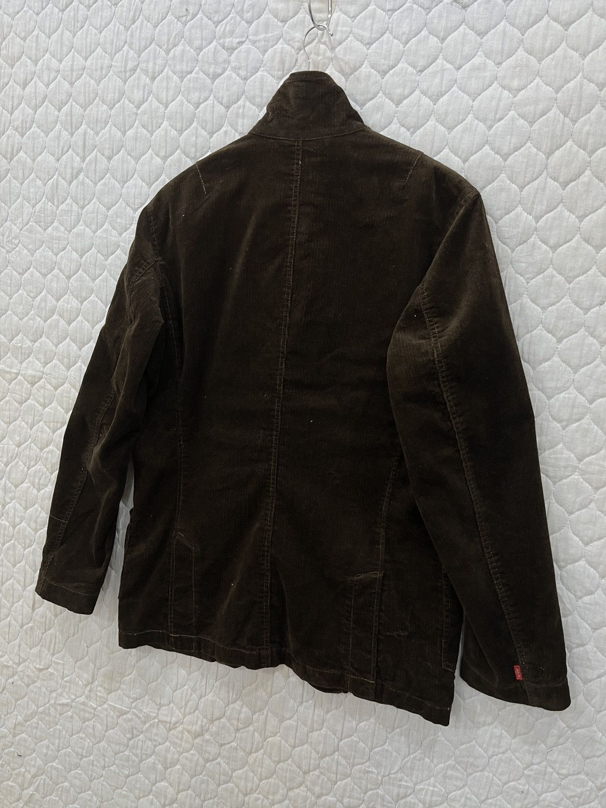 Levi's (Yy). VINTAGE LEVIS MOVIN ON CORDUROY CHORE JACKET Size US M / EU 48-50 / 2 - 5 Thumbnail