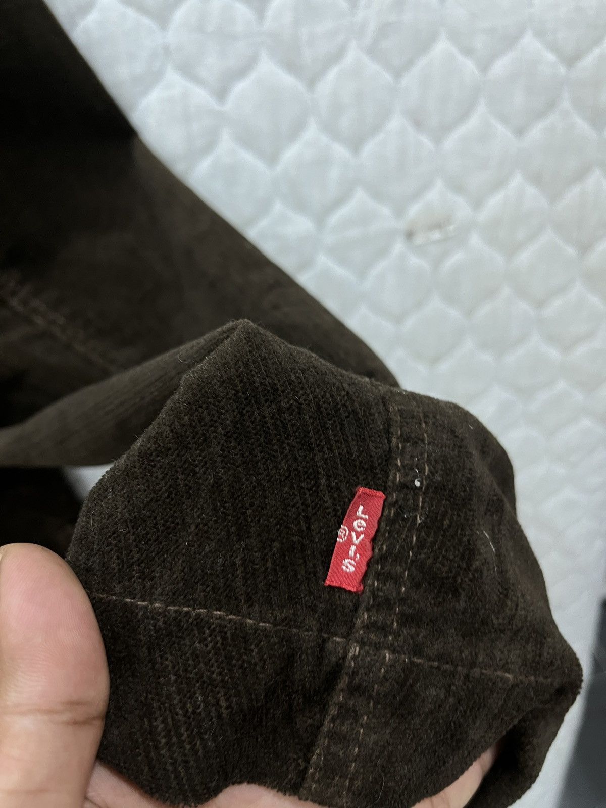 Levi's (Yy). VINTAGE LEVIS MOVIN ON CORDUROY CHORE JACKET Size US M / EU 48-50 / 2 - 13 Thumbnail