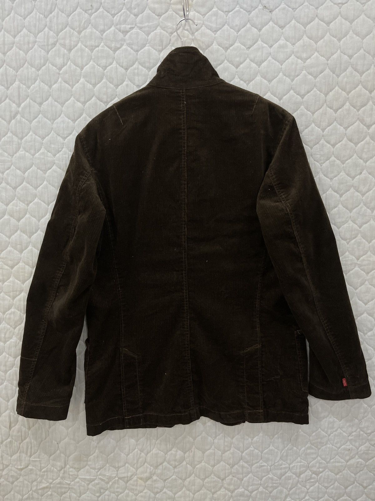 Levi's (Yy). VINTAGE LEVIS MOVIN ON CORDUROY CHORE JACKET Size US M / EU 48-50 / 2 - 4 Thumbnail