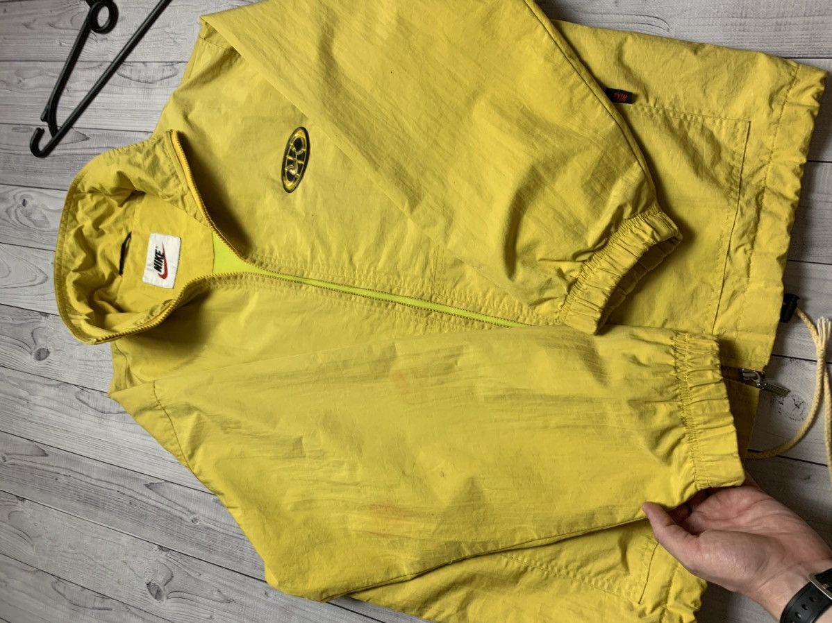 Nike × Vintage Vintage Nike Jacket big logo yellow size L swoosh Size US L / EU 52-54 / 3 - 11 Thumbnail