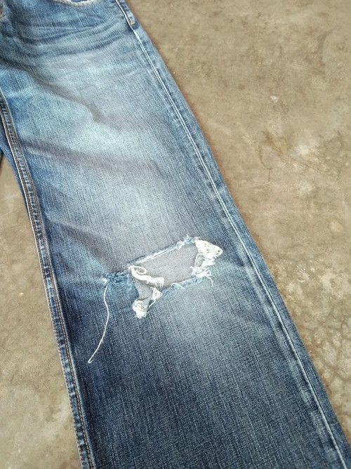 Levi's Vintage Levi's Jeans 502 Straight Leg Distressed Denim 28x29 Size US 28 / EU 44 - 4 Thumbnail