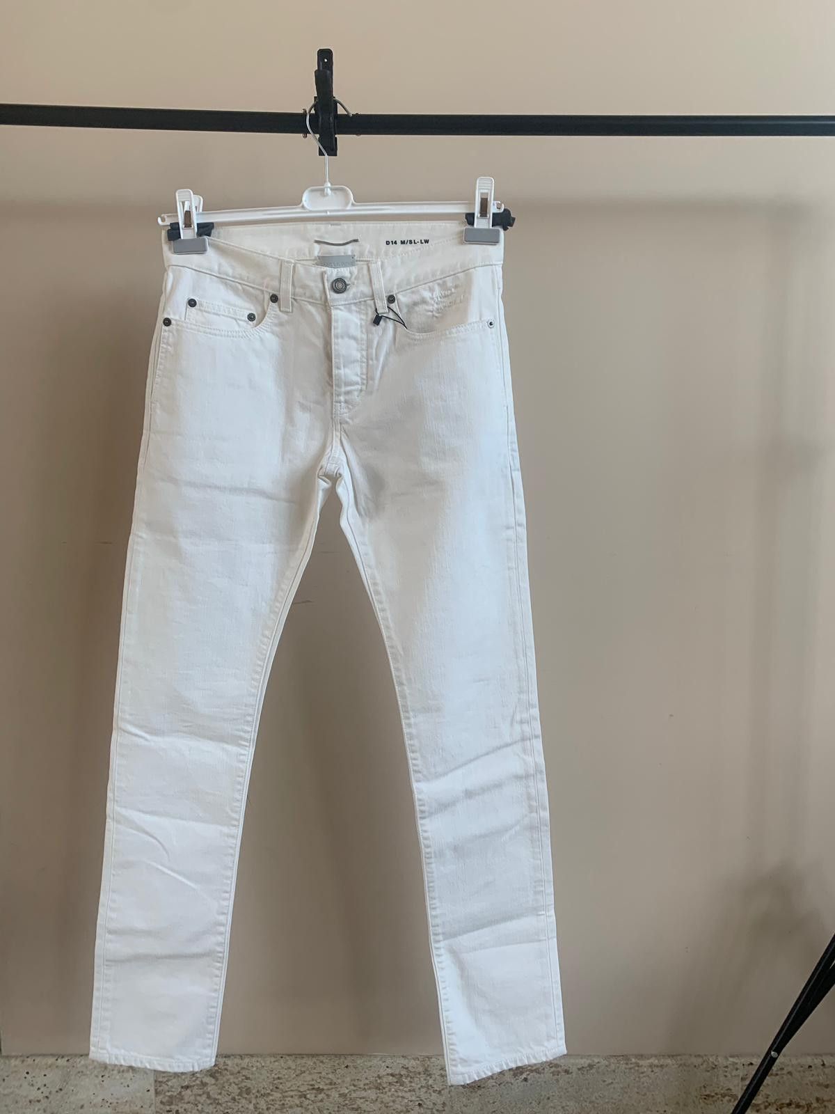 Saint Laurent Paris D14 Embroidered Pocket Denim in White Size US 28 / EU 44 - 14 Thumbnail