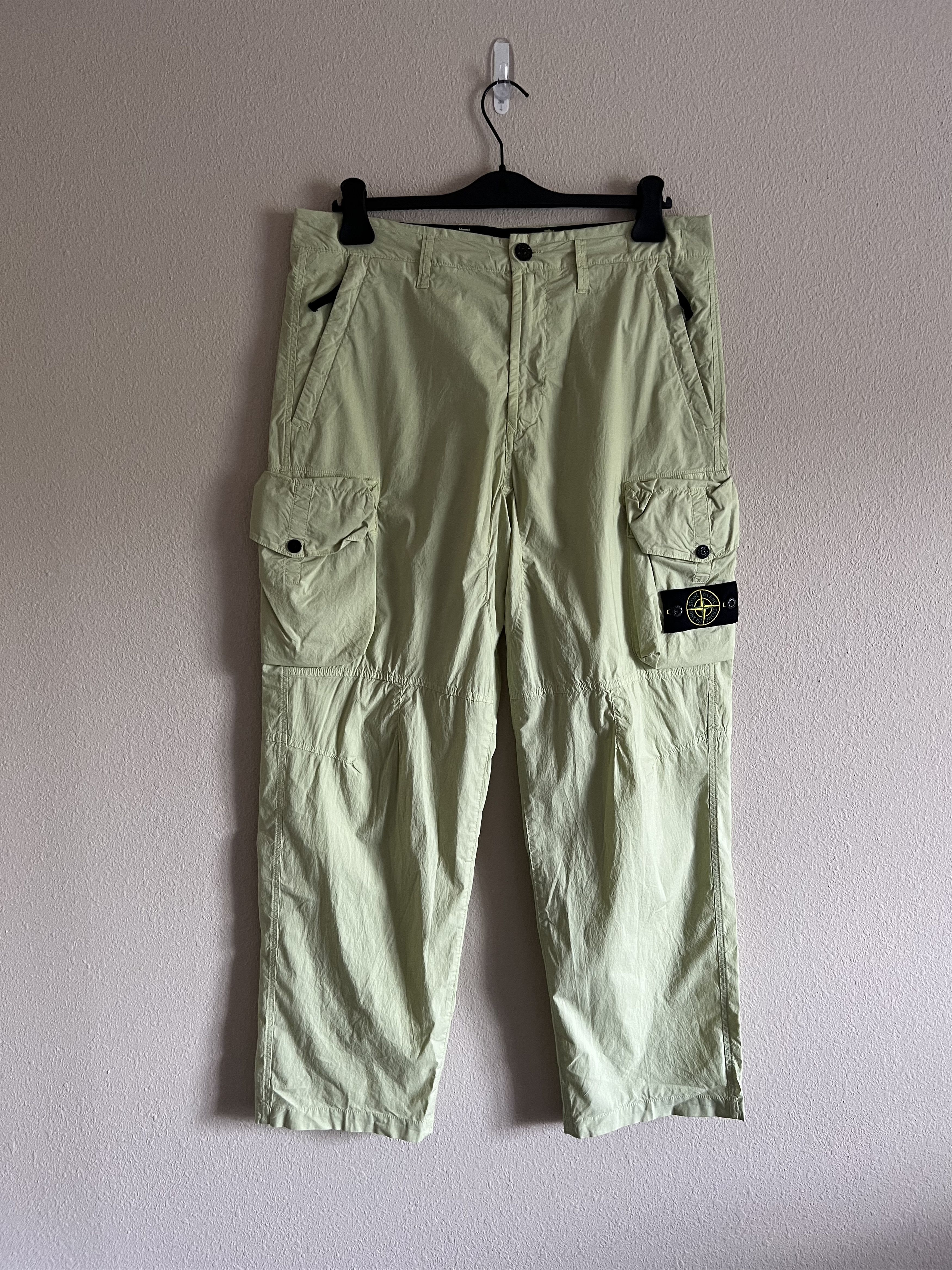 image of Stone Island Tela Paracadute Bellows Cargo Pants In Mint in Mint Green, Men's (Size 32)