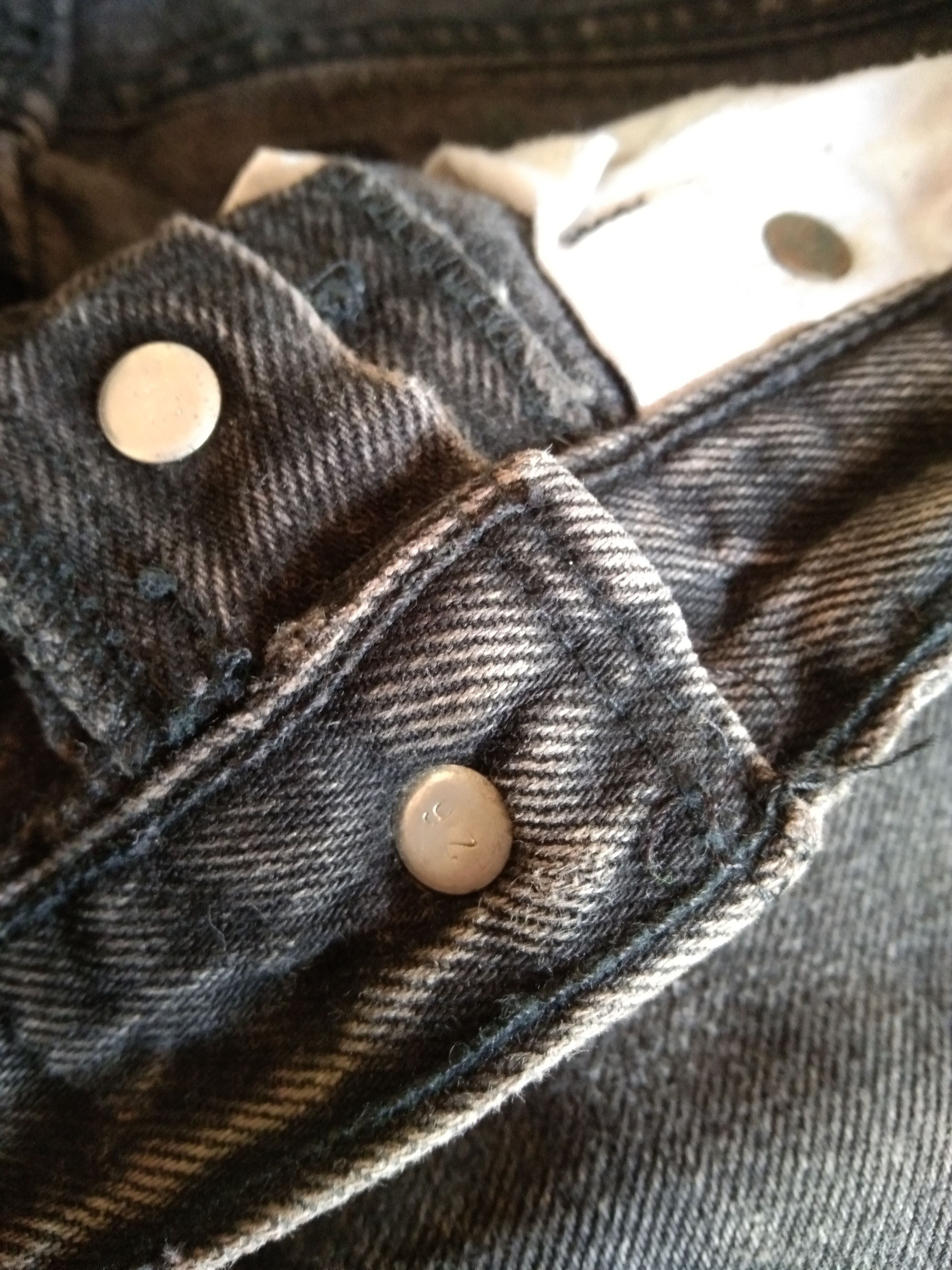 Levi's 90s Earth Tone Vintage Levi's 501 Distressed Jeans 30x30 Size US 30 / EU 46 - 9 Thumbnail