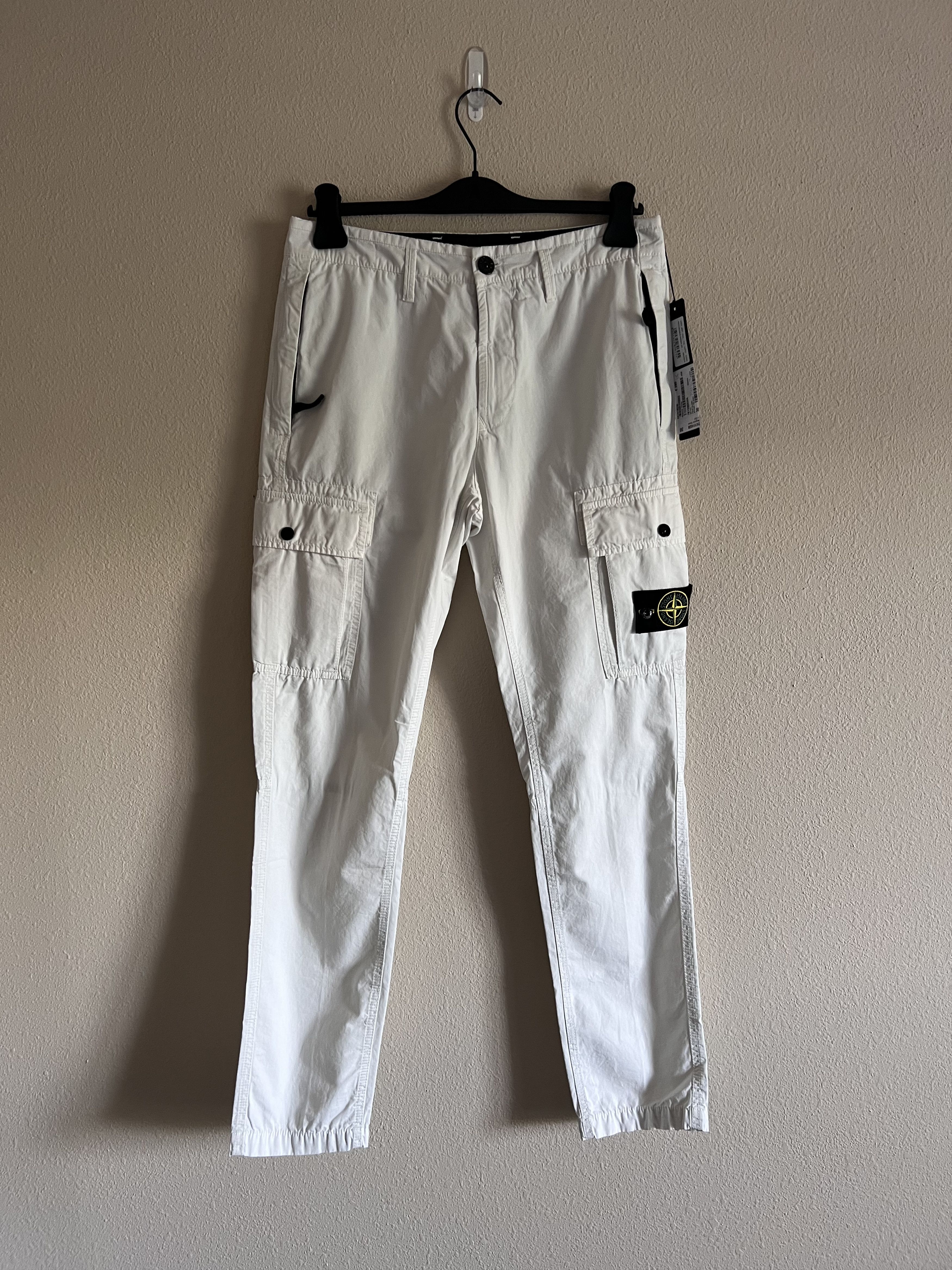Stone Island Stone Island Dual Pocket Cargo Pants in White Size US 30 / EU 46 - 1 Thumbnail