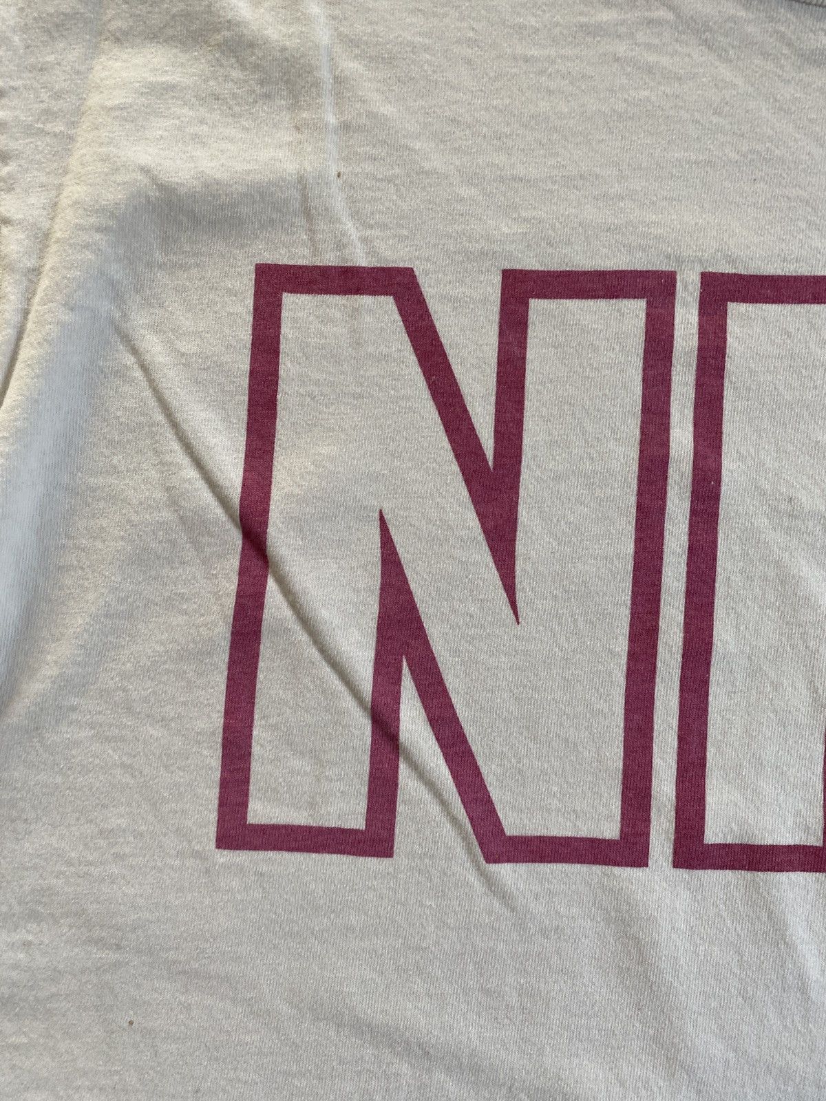 Vintage Vintage 90’s Bootleg? Nike Single Stitch Distressed Tee Size US L / EU 52-54 / 3 - 2 Thumbnail