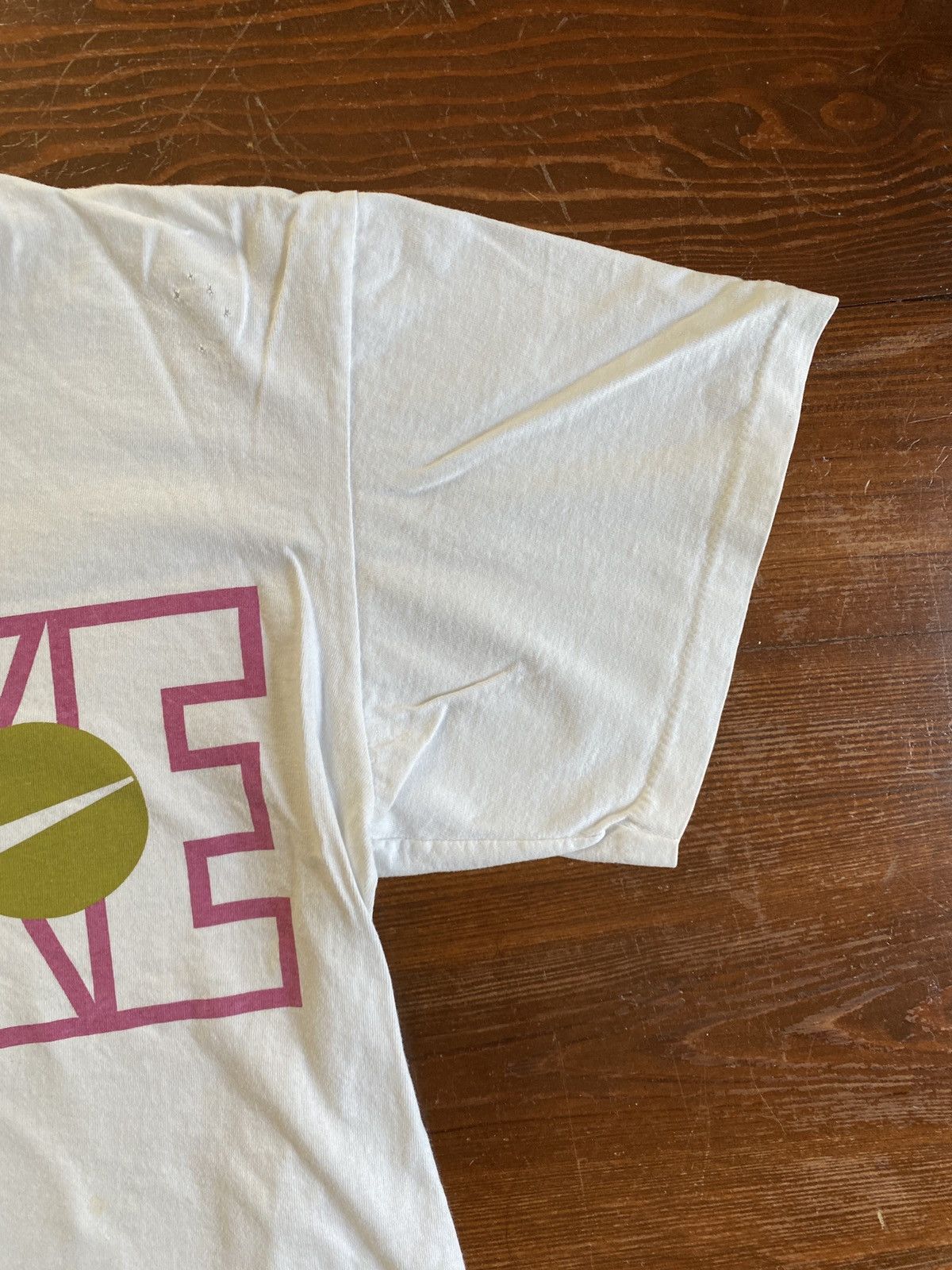 Vintage Vintage 90’s Bootleg? Nike Single Stitch Distressed Tee Size US L / EU 52-54 / 3 - 5 Thumbnail