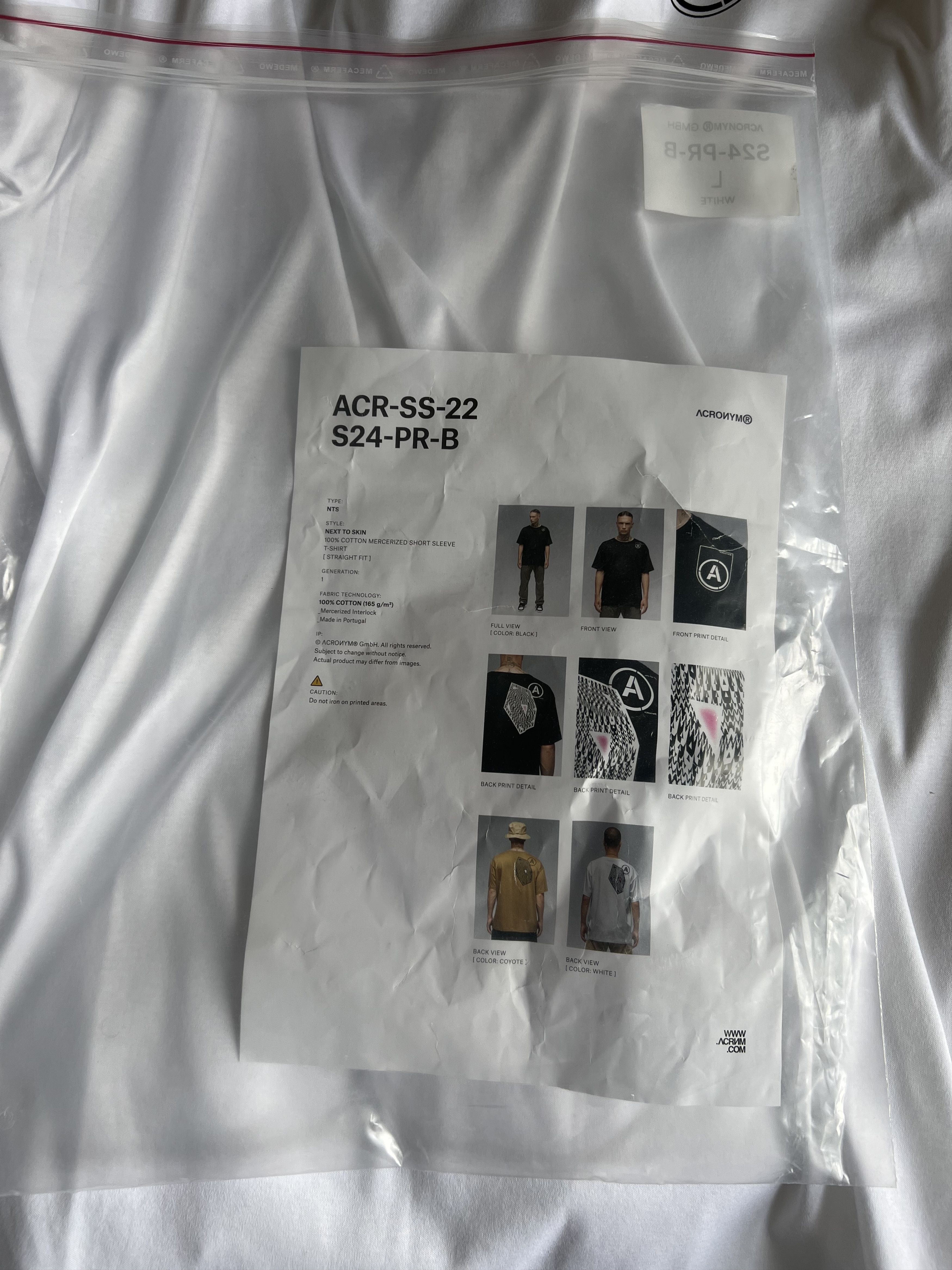 Acronym Acronym S24-PR-B Tee in White Size US L / EU 52-54 / 3 - 8 Thumbnail