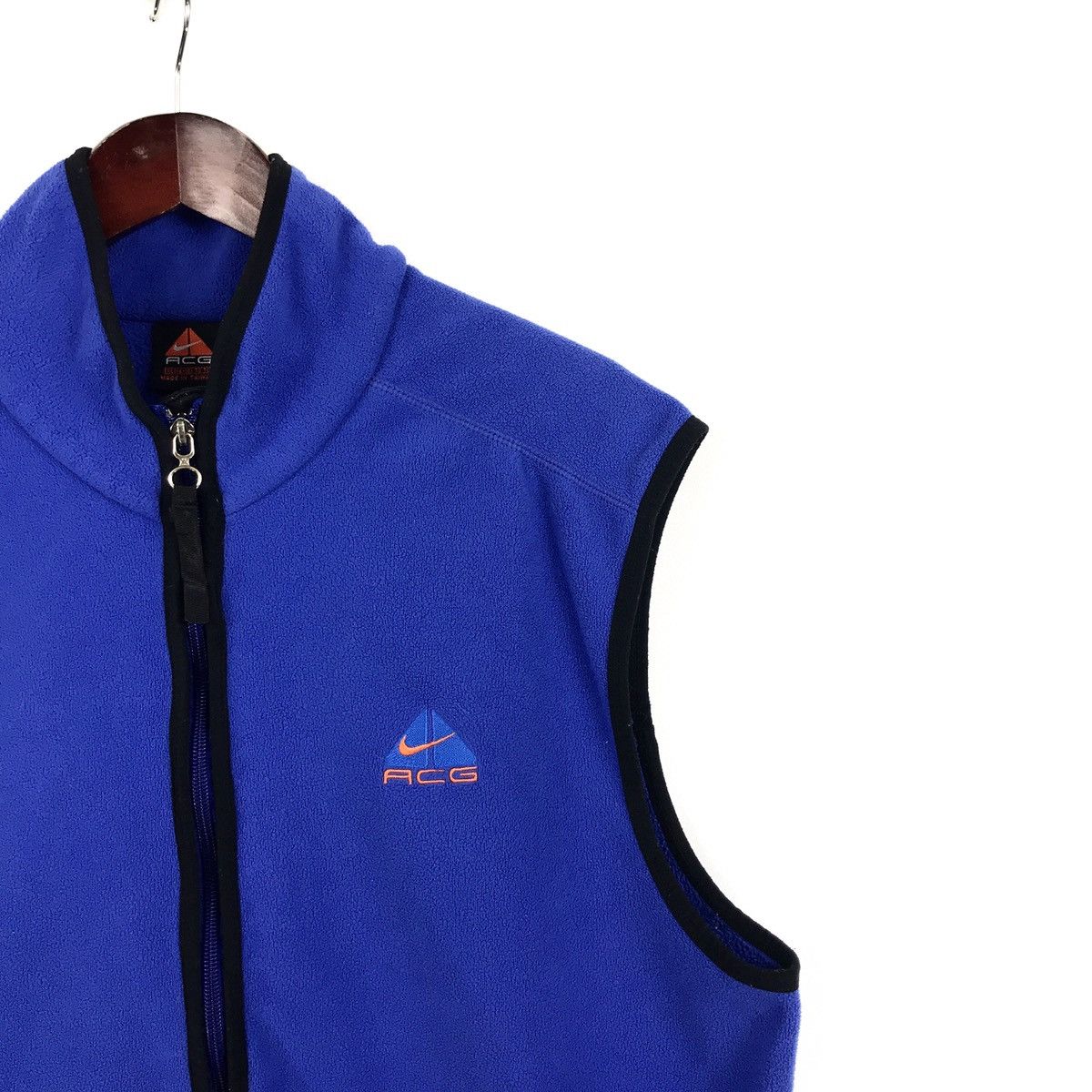 acg fleece vest