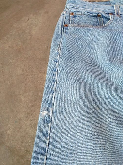 Levi's 90s Vintage Levi's 501 Made In USA Distressed Jeans 31x32 Size US 31 - 9 Thumbnail