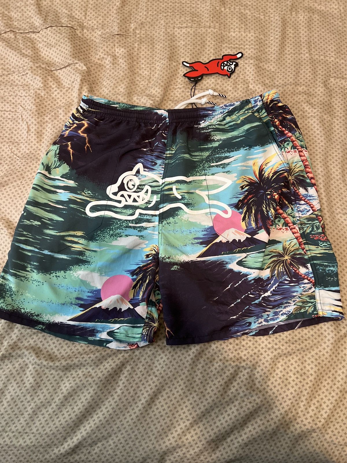 Icecream Icecream Running Dog Guam Shorts- Large Size US 33 - 1 Thumbnail