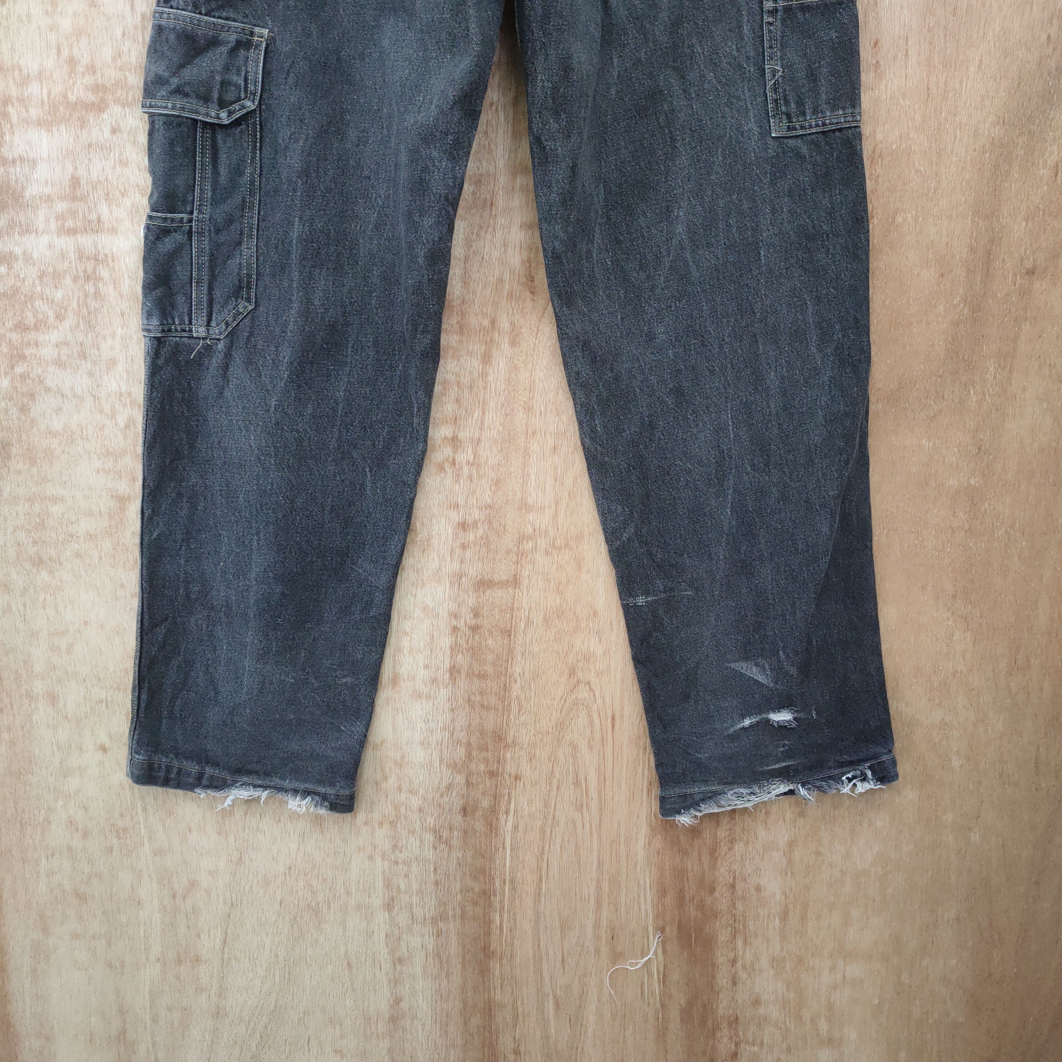 Japanese Brand THUG LIFE FF ORIGINAL STREETWEAR BLACK CARGO PANTS Size US 36 / EU 52 - 7 Thumbnail