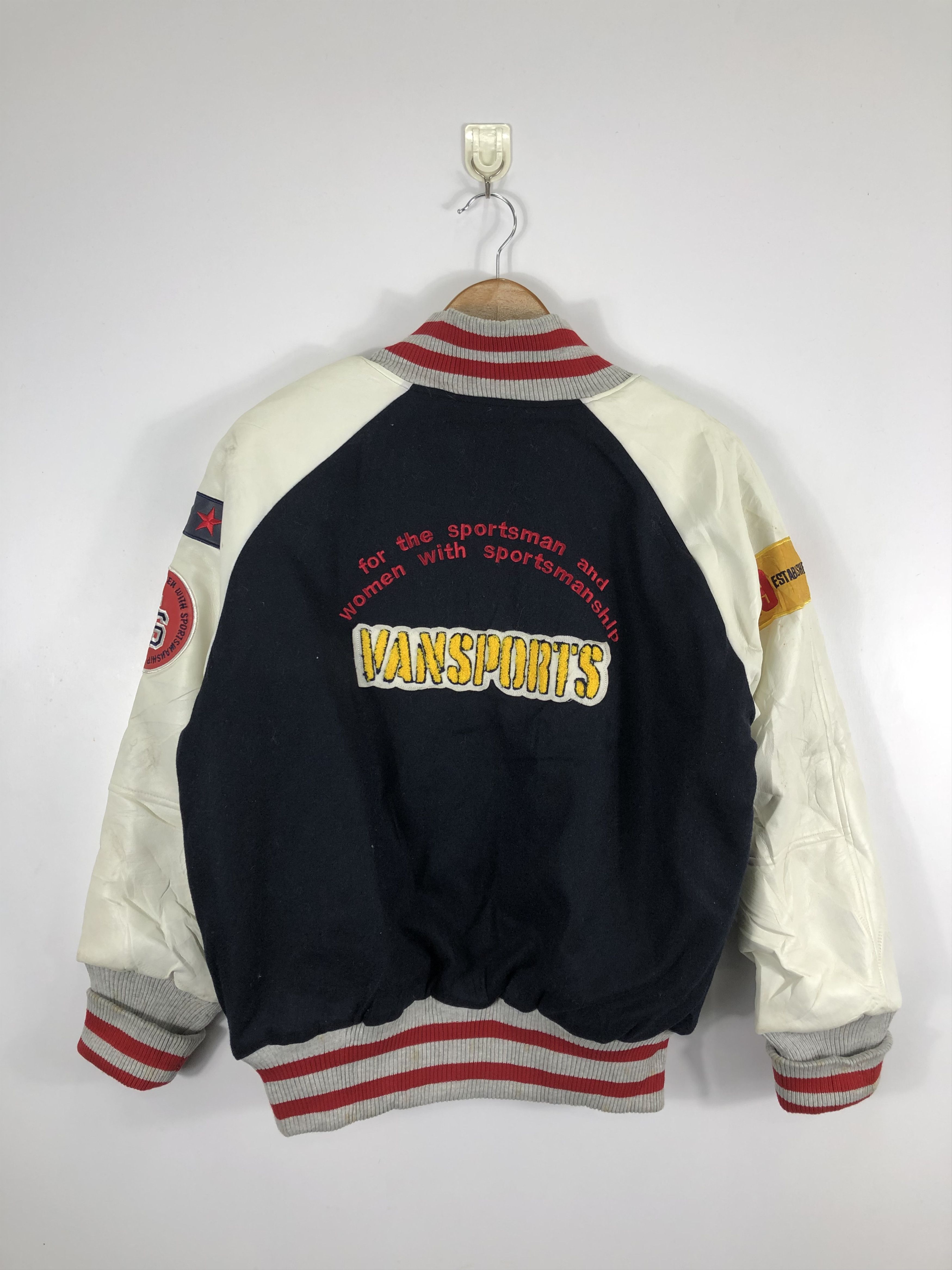 Japanese Brand × Vintage Vintage 90s Vansport Varsity Jacket Patches Leather V0246 Size US M / EU 48-50 / 2 - 3 Thumbnail