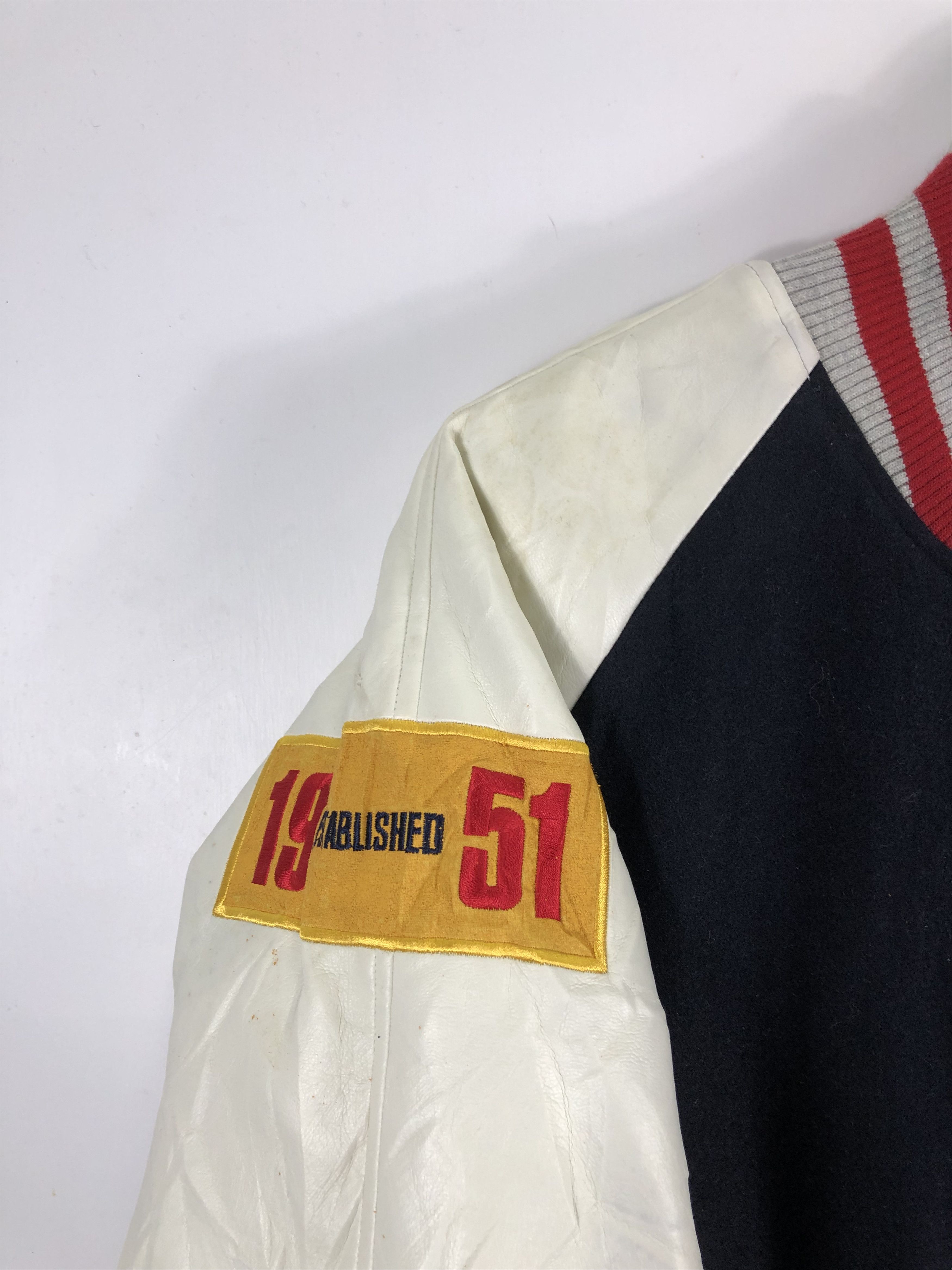 Japanese Brand × Vintage Vintage 90s Vansport Varsity Jacket Patches Leather V0246 Size US M / EU 48-50 / 2 - 8 Thumbnail