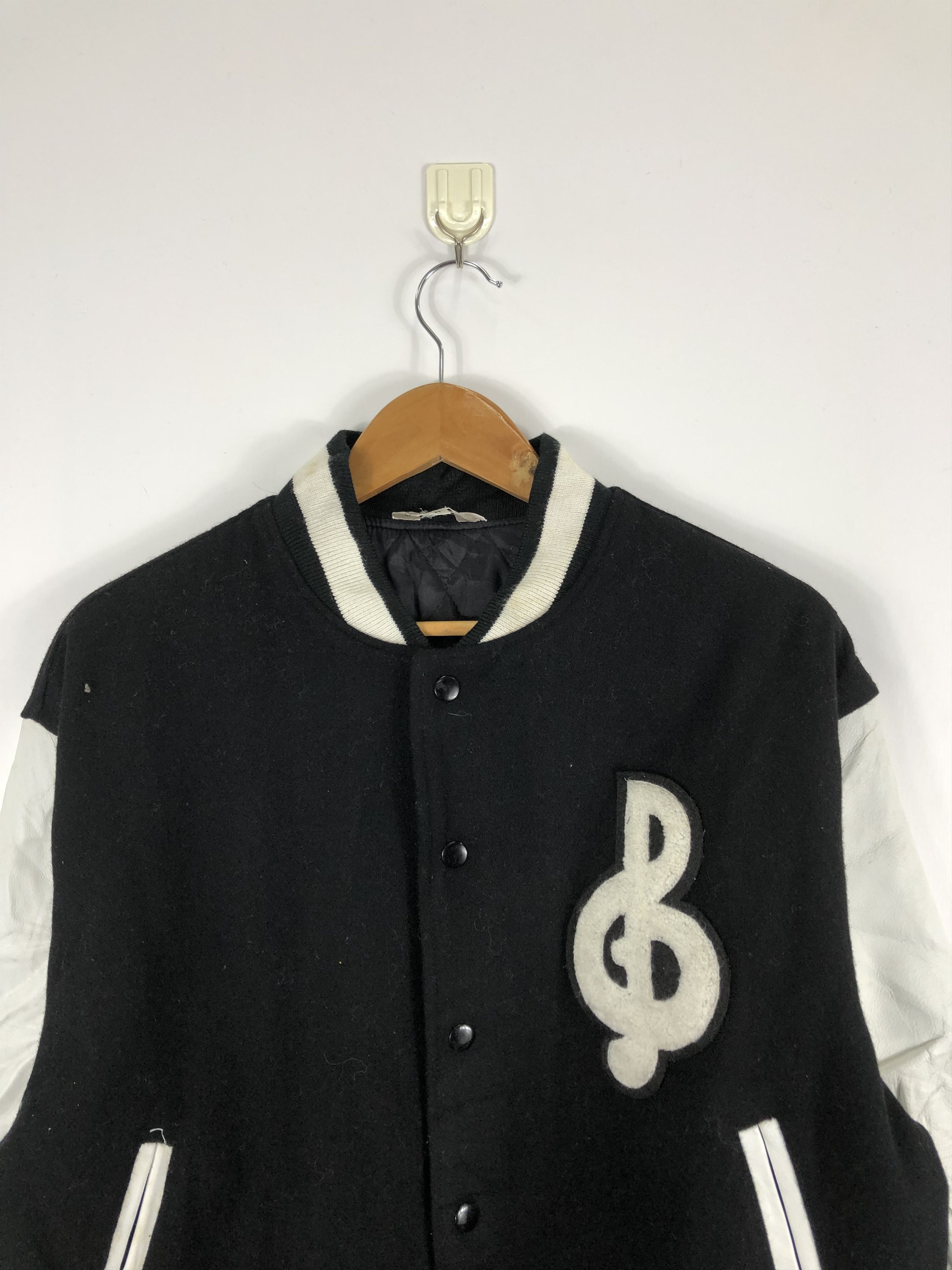 Japanese Brand Vintage 90s Japanese Varsity Leather Sleeve V0247 Size US M / EU 48-50 / 2 - 2 Thumbnail