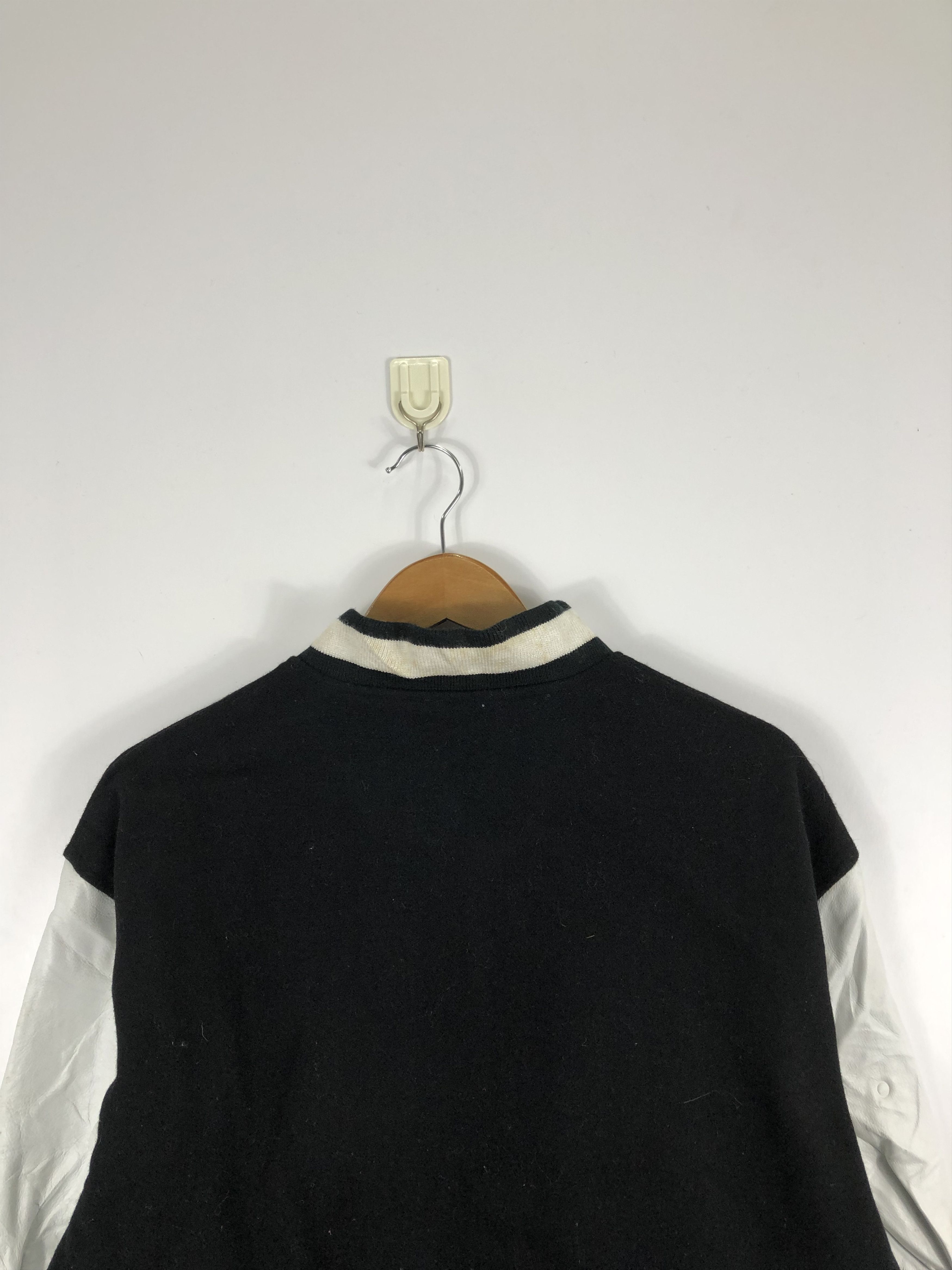 Japanese Brand Vintage 90s Japanese Varsity Leather Sleeve V0247 Size US M / EU 48-50 / 2 - 4 Thumbnail
