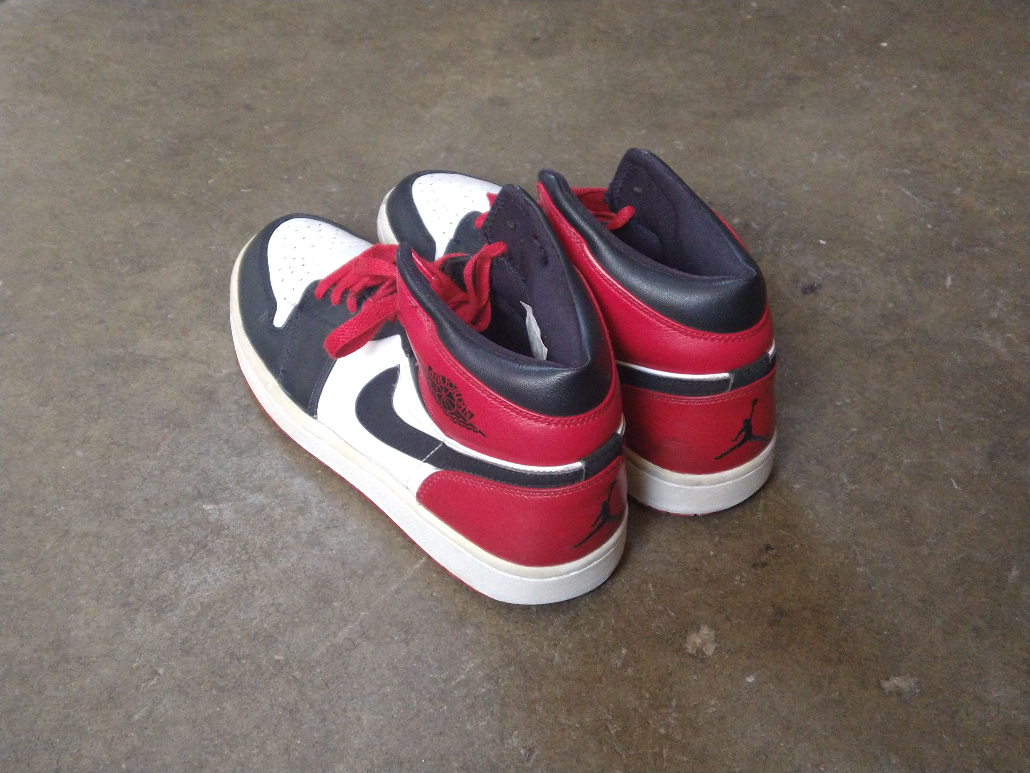 Jordan Brand × Nike Nike Air Jordan Retro 1 Old Love Size 10.5 Red 136085102 Size US 10.5 / EU 43-44 - 13 Thumbnail
