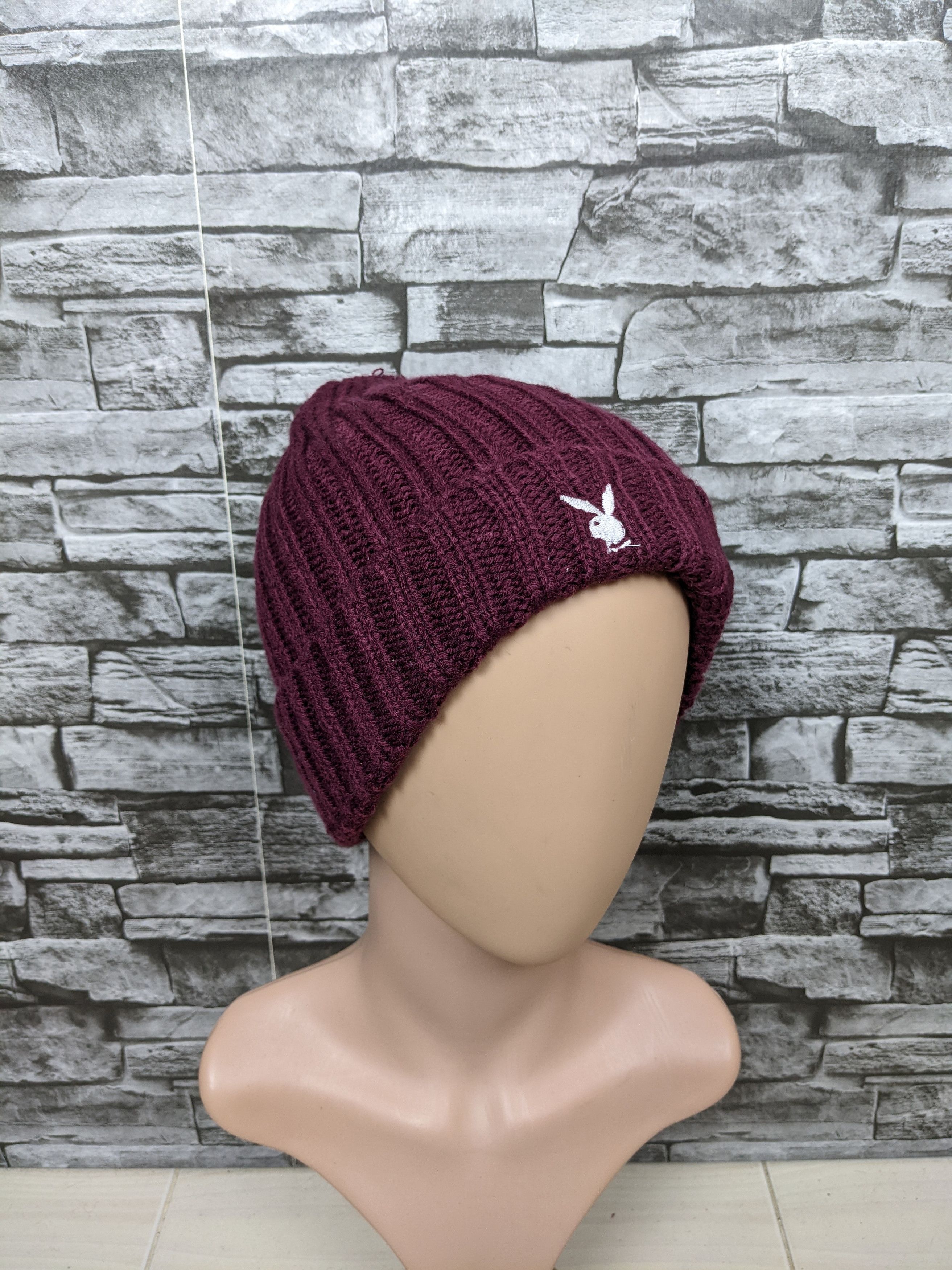 Playboy Vintage Playboy Small Logo Beanie Hat Cap Snowcap Size ONE SIZE - 1 Thumbnail