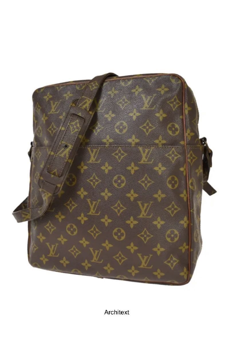 Louis Vuitton Danube Crossbody Shoulder Bag Size ONE SIZE - 1 Thumbnail