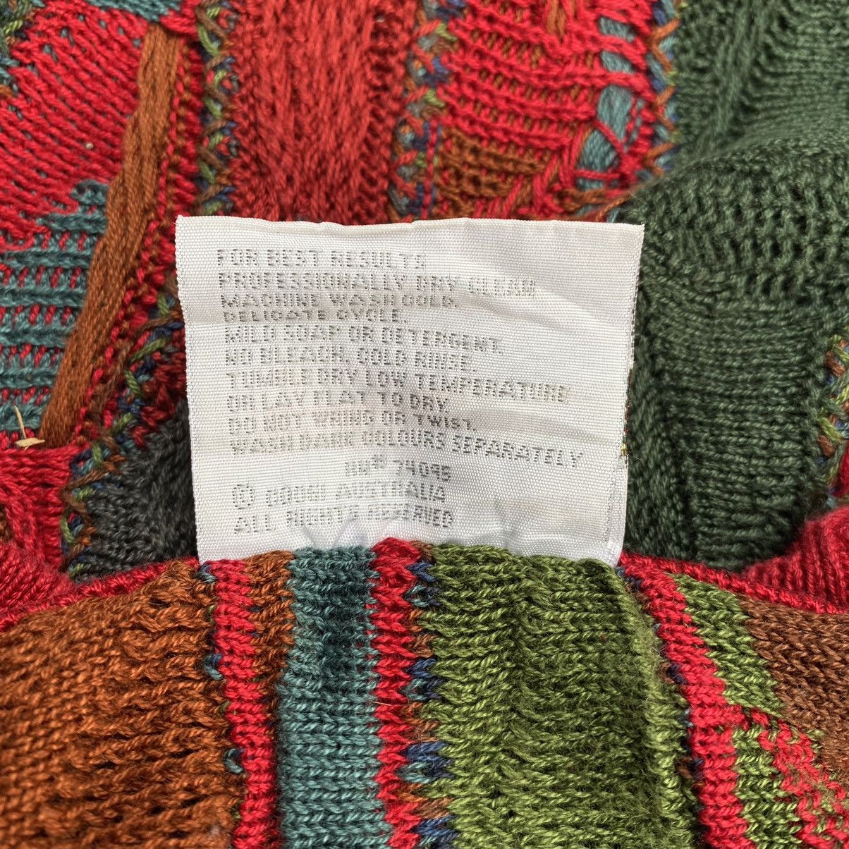 Coogi Vintage Coogi 3d Knit Sweater Size US S / EU 44-46 / 1 - 12 Thumbnail
