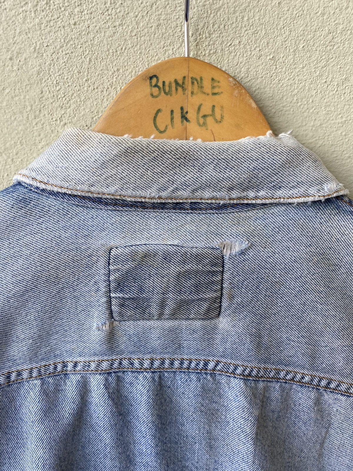 Vintage × Wrangler VINTAGE WRANGLER DENIME JACKET DISTRESS STYLE Size US M / EU 48-50 / 2 - 11 Thumbnail