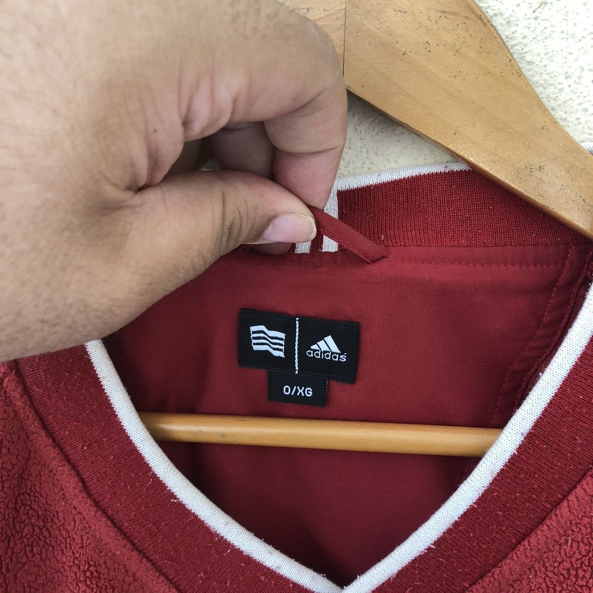 Adidas VINTAGE ADIDAS SWEATSHIRT BIG LOGO Size US XL / EU 56 / 4 - 5 Thumbnail