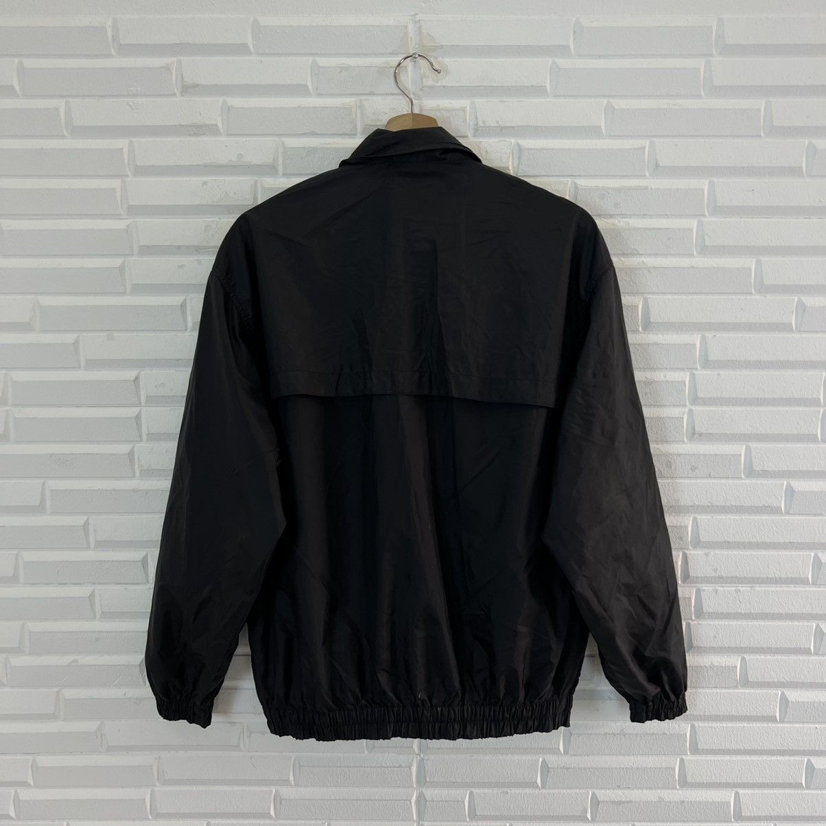 Japanese Brand VINTAGE ULTIMATE BLACK RAIN JACKET MAURIGE KAIN Size US M / EU 48-50 / 2 - 7 Thumbnail