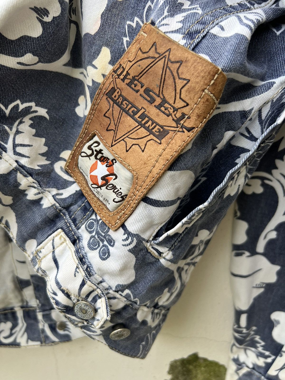 Diesel Vintage 90s Diesel Stars Series Oversize Trucker Jacket Size US M / EU 48-50 / 2 - 17 Thumbnail