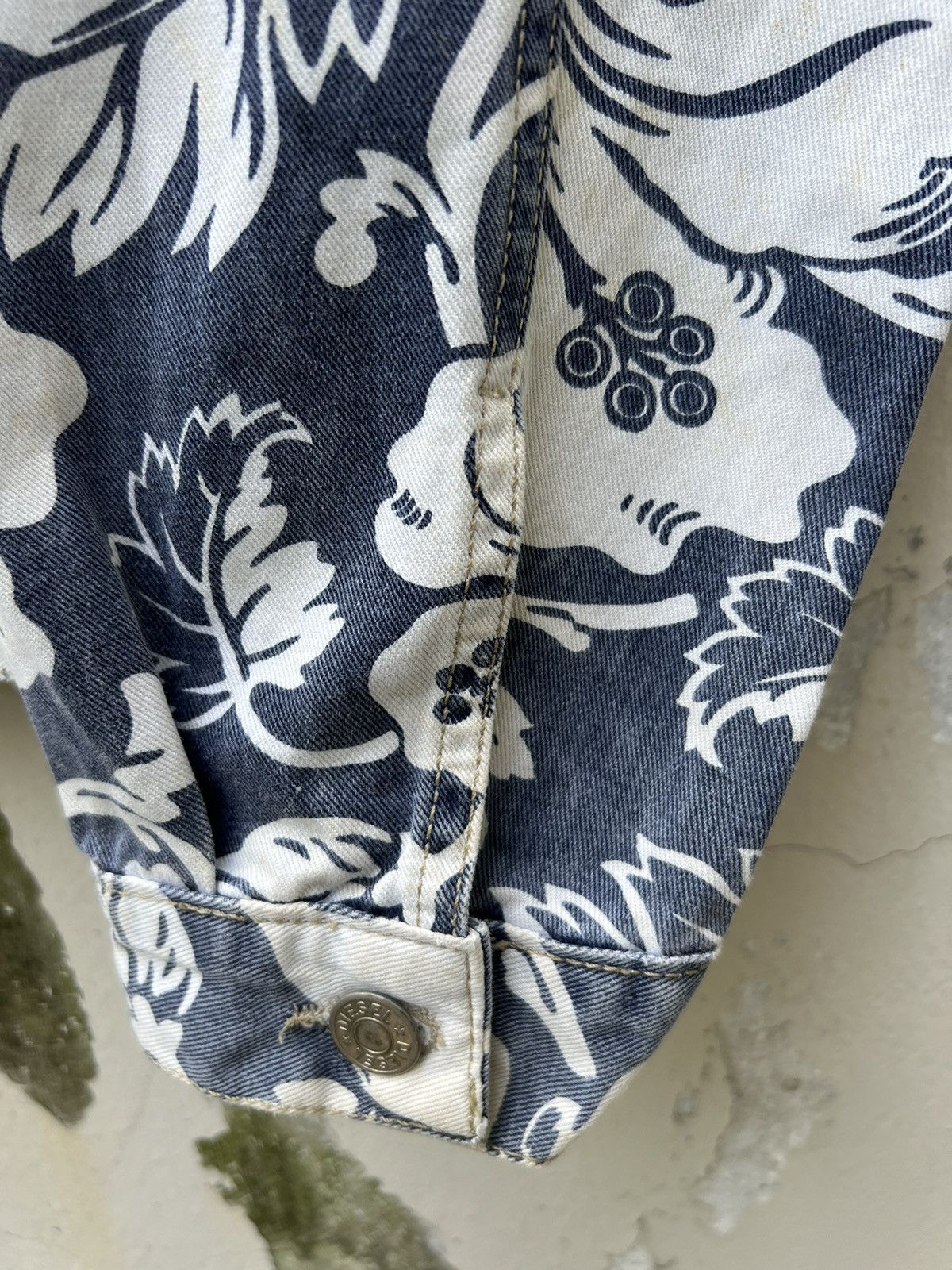 Diesel Vintage 90s Diesel Stars Series Oversize Trucker Jacket Size US M / EU 48-50 / 2 - 10 Thumbnail
