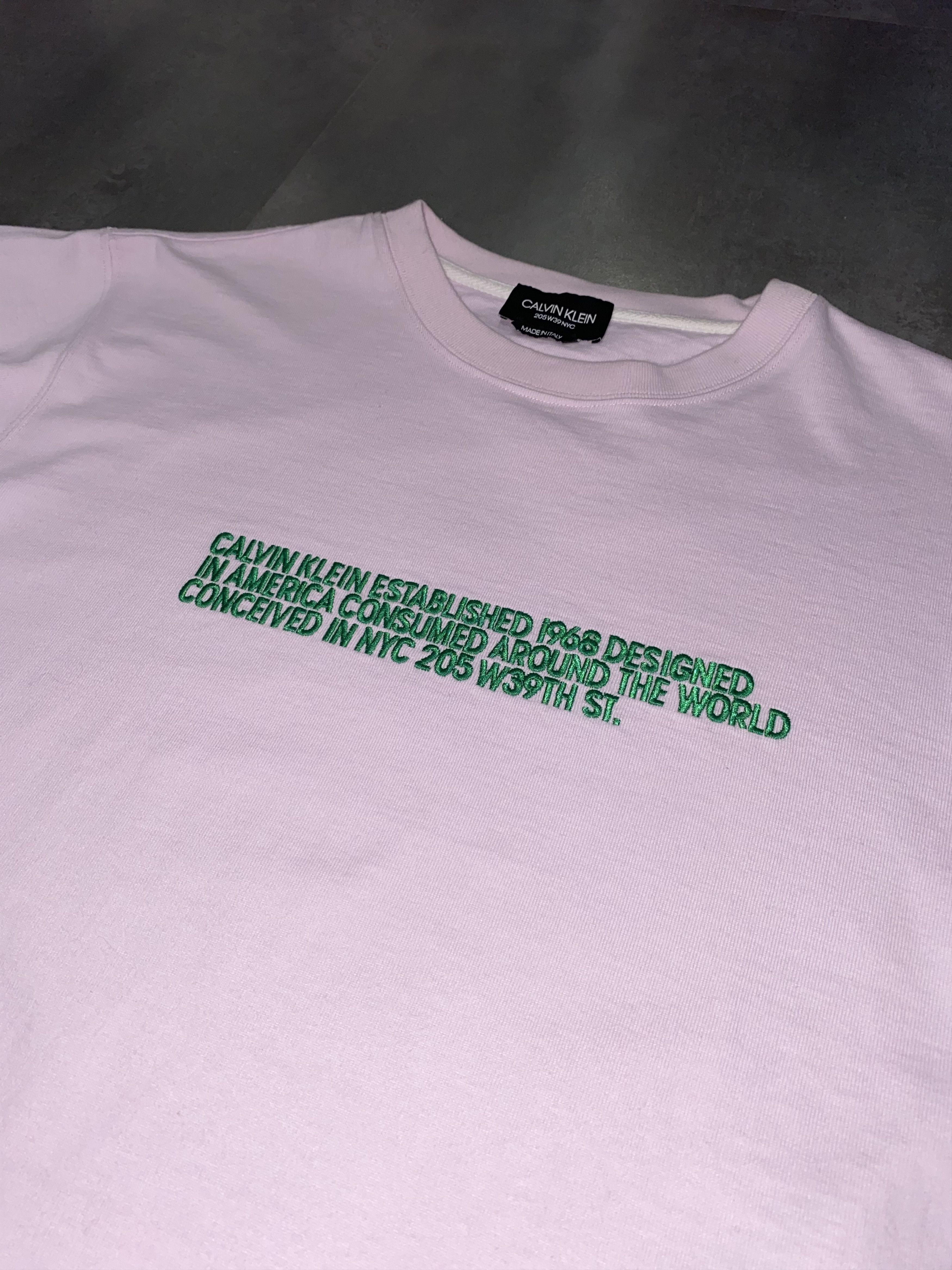Andy Warhol × Calvin Klein 205W39NYC × Raf Simons Calvin Klein 205W39NYC Statement Logo Baby Pink Crewneck Size US L / EU 52-54 / 3 - 9 Thumbnail