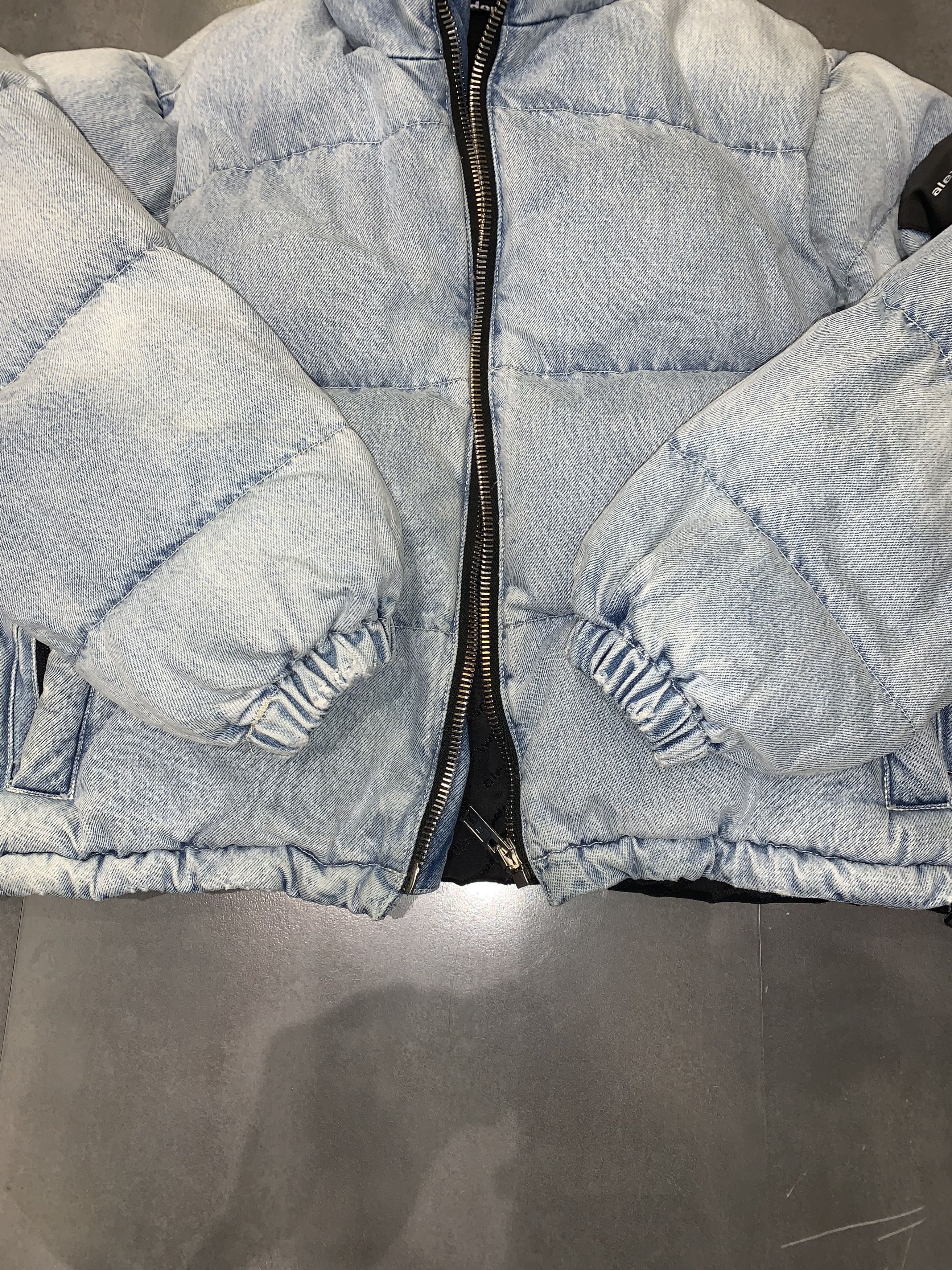 Alexander Wang UNISEX! Alexander Wang Small Logo Distressed Down Bomber Size US S / EU 44-46 / 1 - 9 Thumbnail