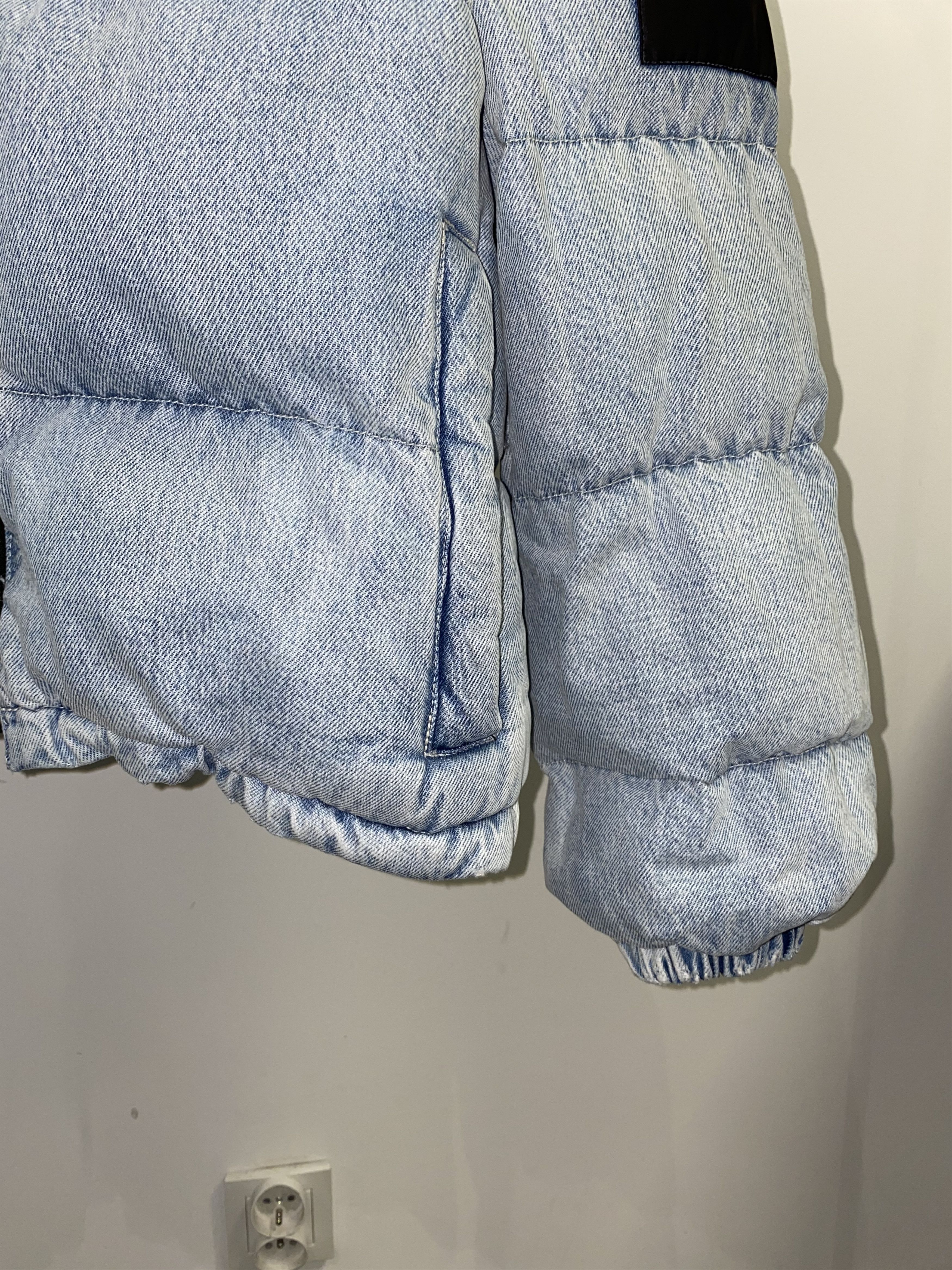 Alexander Wang UNISEX! Alexander Wang Small Logo Distressed Down Bomber Size US S / EU 44-46 / 1 - 5 Thumbnail