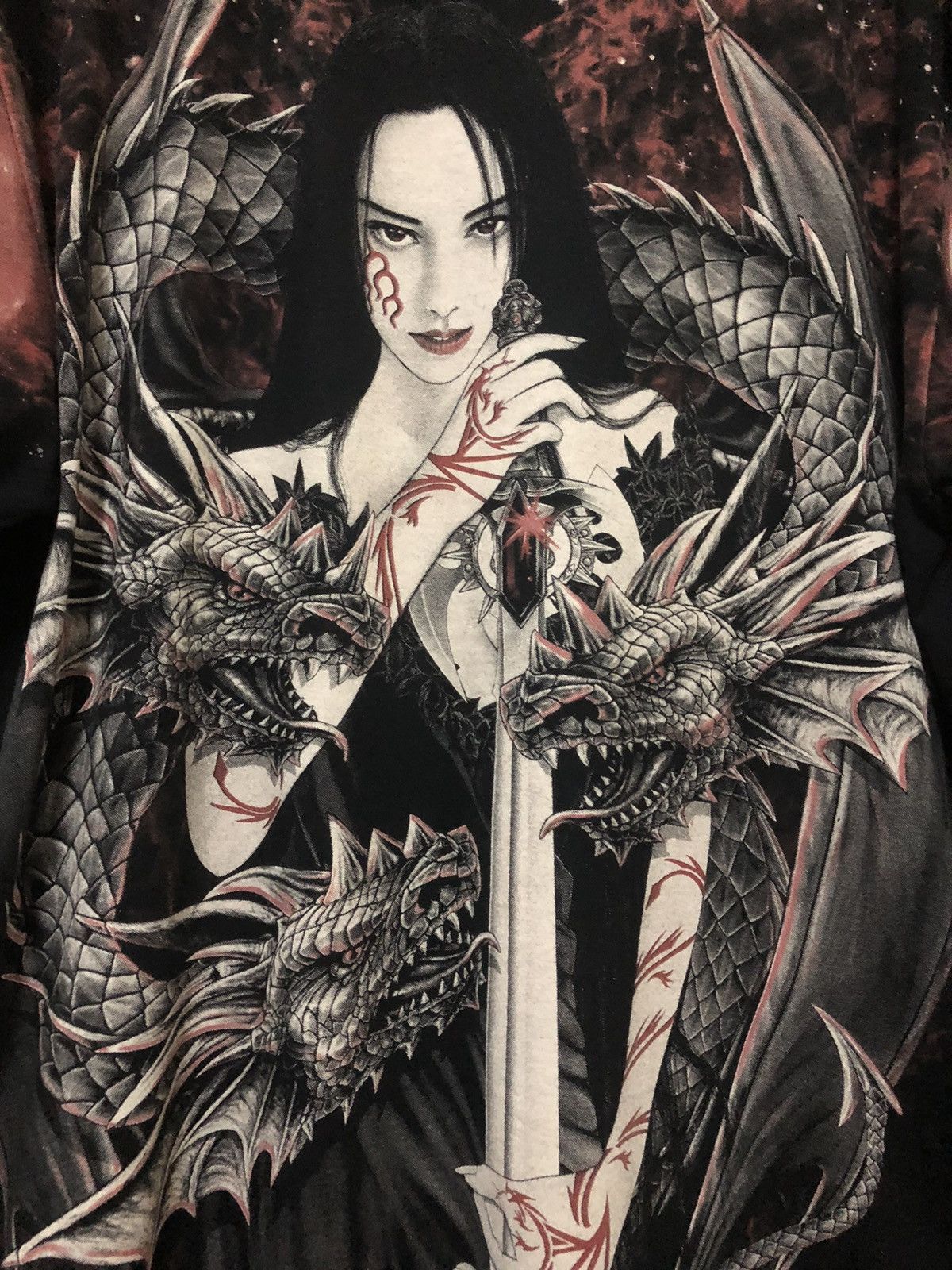 Vintage Vintage Women Warrior with Dragon Overprint Rare Tee Shirt Size ONE SIZE - 5 Thumbnail