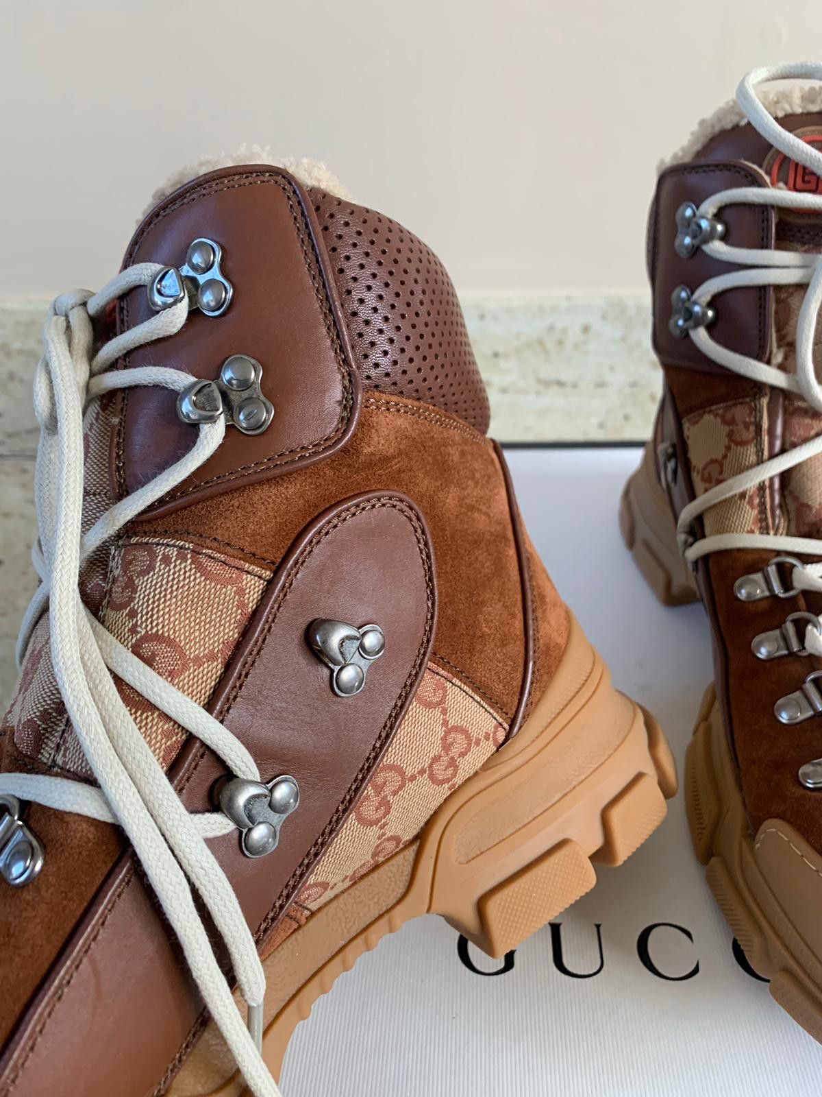 Gucci Flashtrek Shearling Boots in Brown Size US 8 / EU 41 - 9 Thumbnail