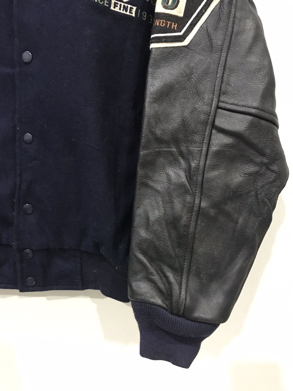 Japanese Brand Vintage NEO BLOOD Leather Sleeve Varsity Jacke Size US L / EU 52-54 / 3 - 7 Thumbnail