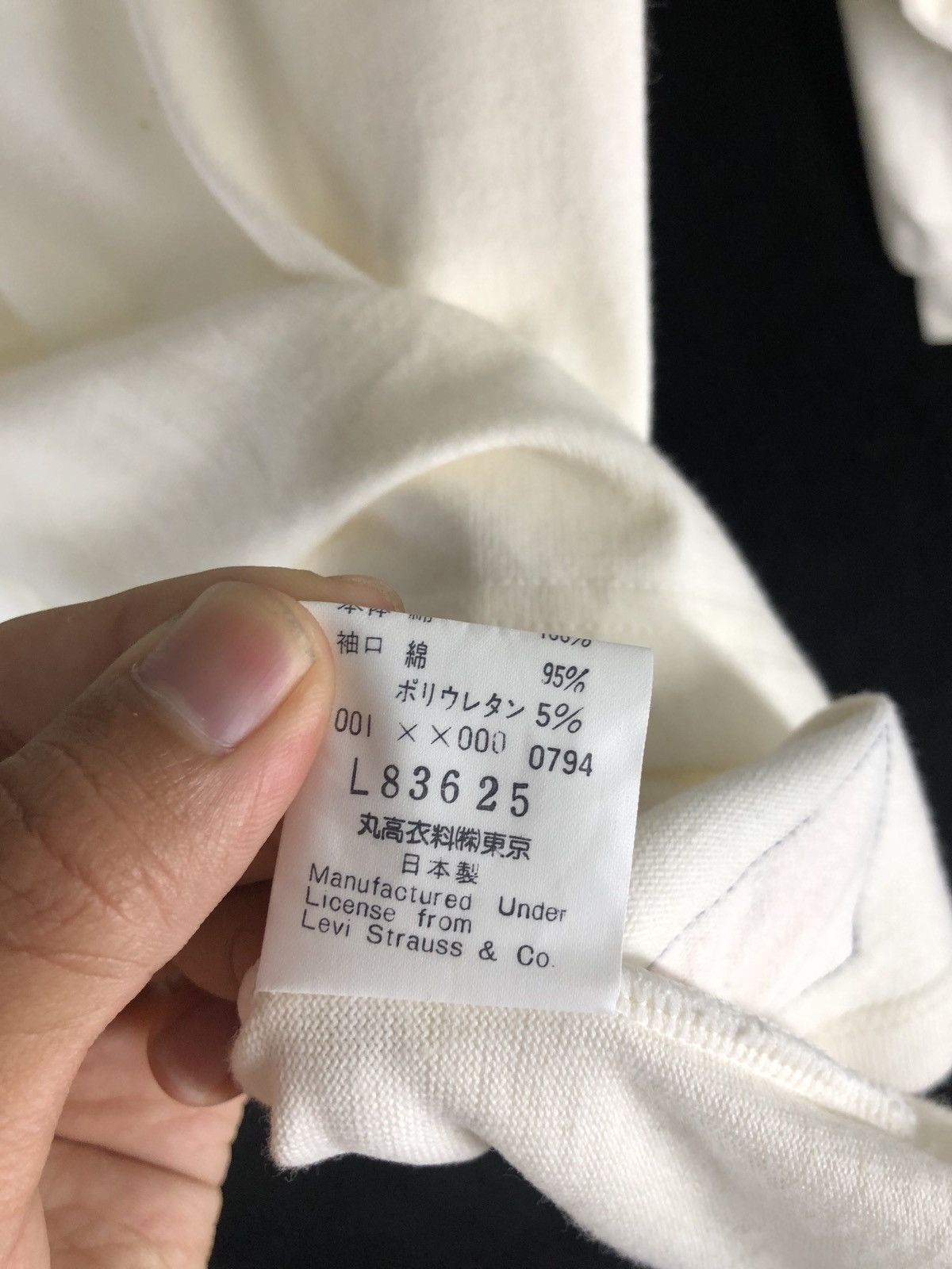Levi's Vintage Clothing 90s Levi’s Amarican Original The World’s Most Femous Brand Size US L / EU 52-54 / 3 - 14 Thumbnail