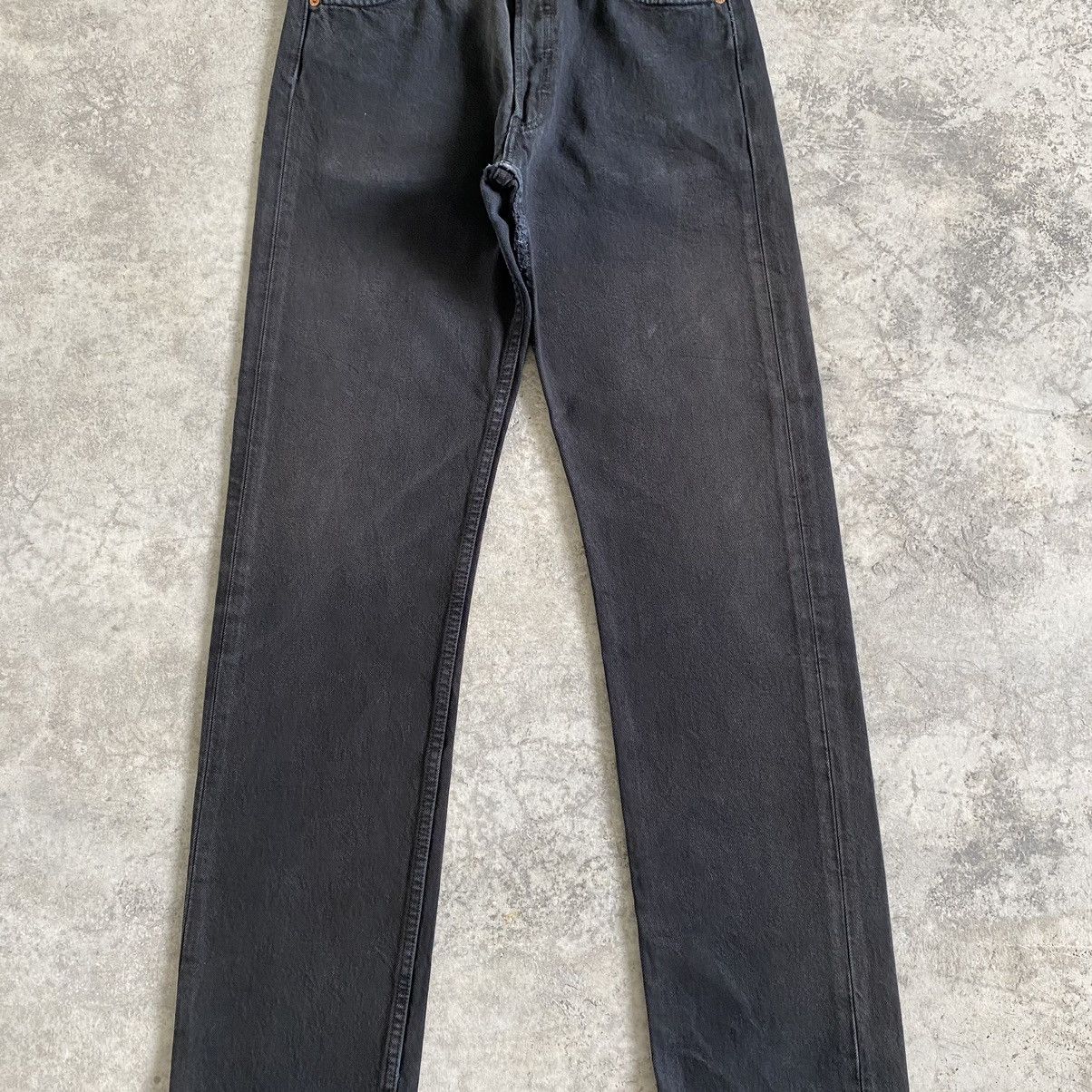 Levi's Size 30x34 Vintage Levi's 501 Faded Black Denim Jeans Size US 30 / EU 46 - 2 Thumbnail
