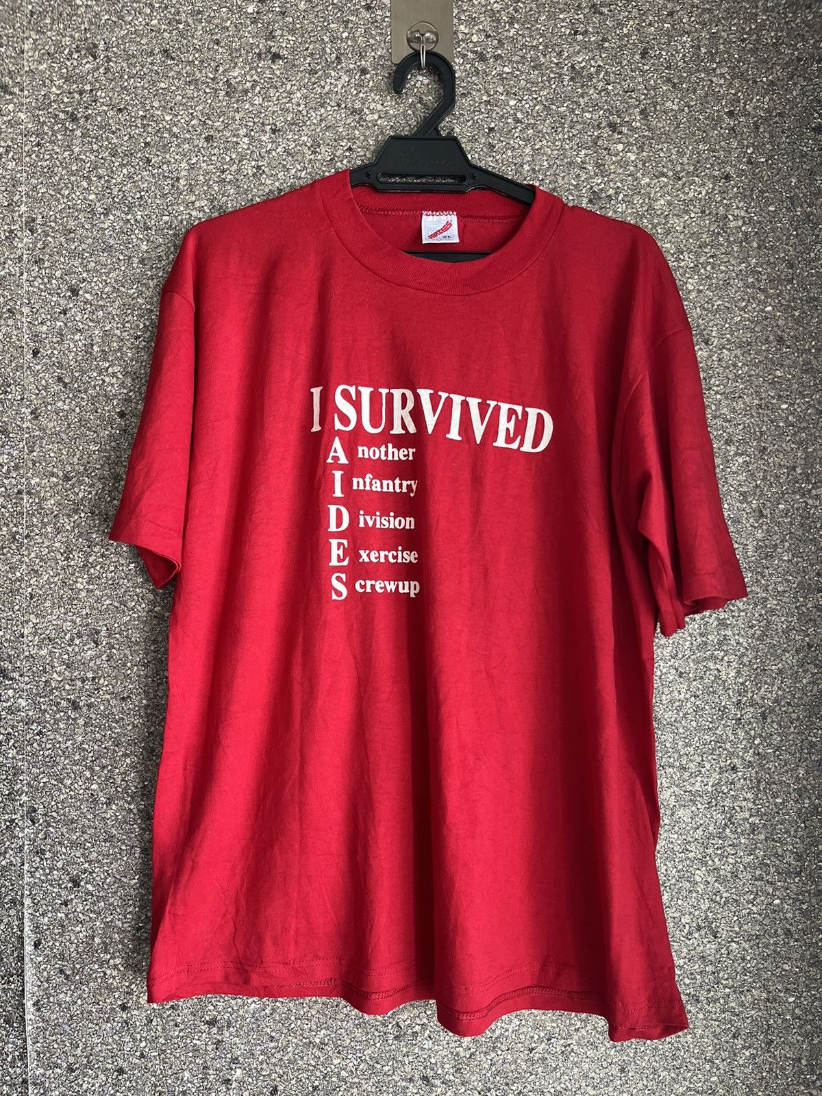 Vintage I survived ft32 Size US XL / EU 56 / 4 - 1 Thumbnail
