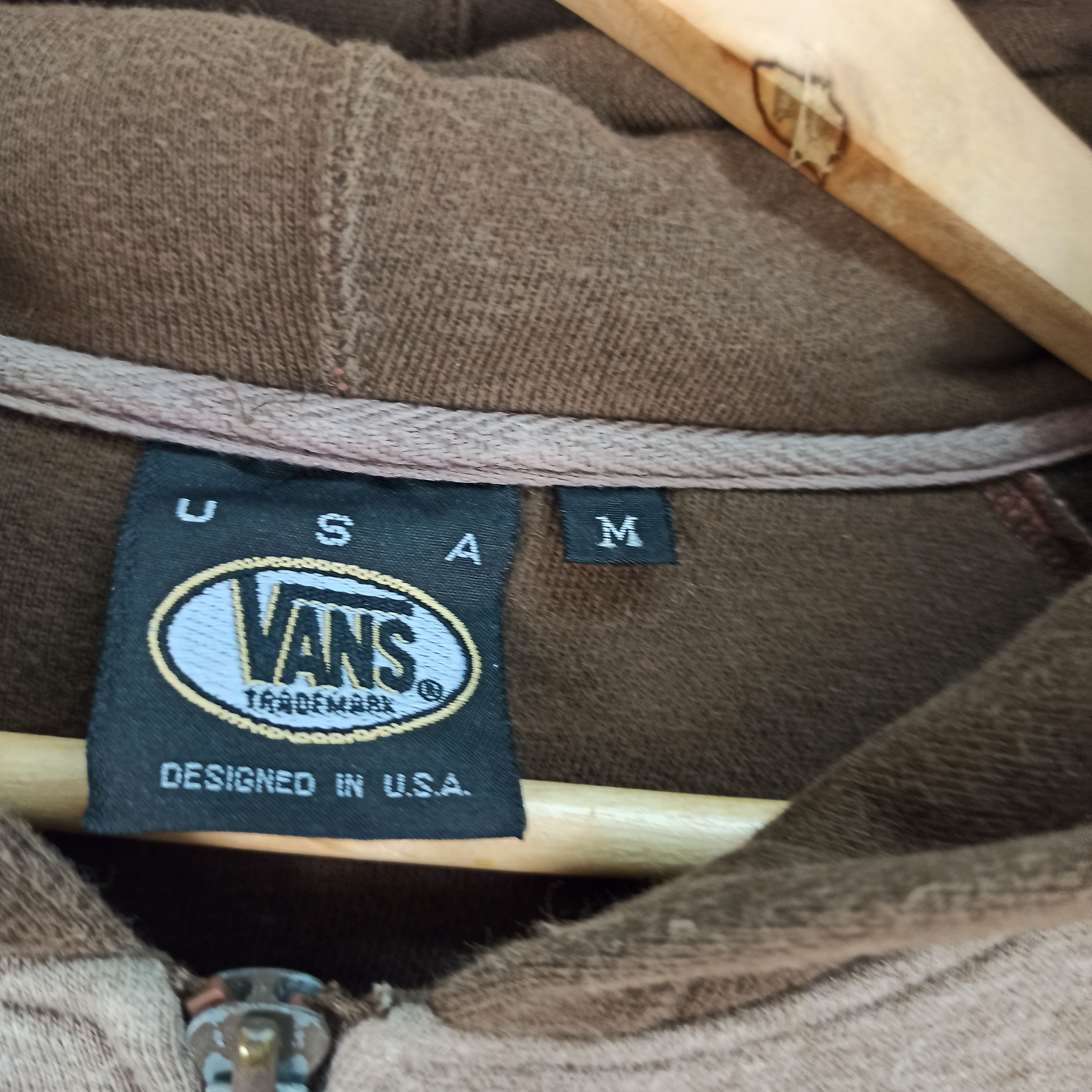 Vans Vintage Vans Designed in USA Streetwear Hoodie Sun Faded Size US M / EU 48-50 / 2 - 9 Thumbnail
