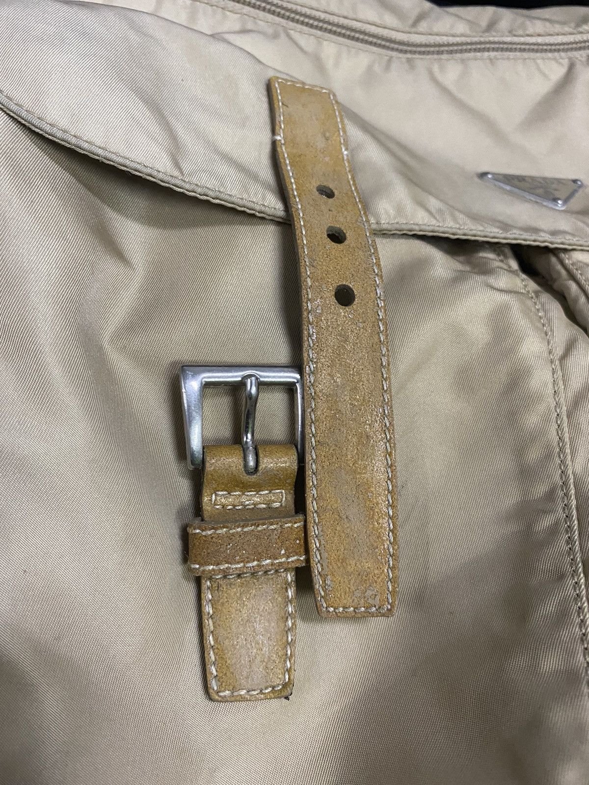 Prada Authentic Prada Tessuto Nyalon Messenger Shoulder Bag Size ONE SIZE - 22 Thumbnail