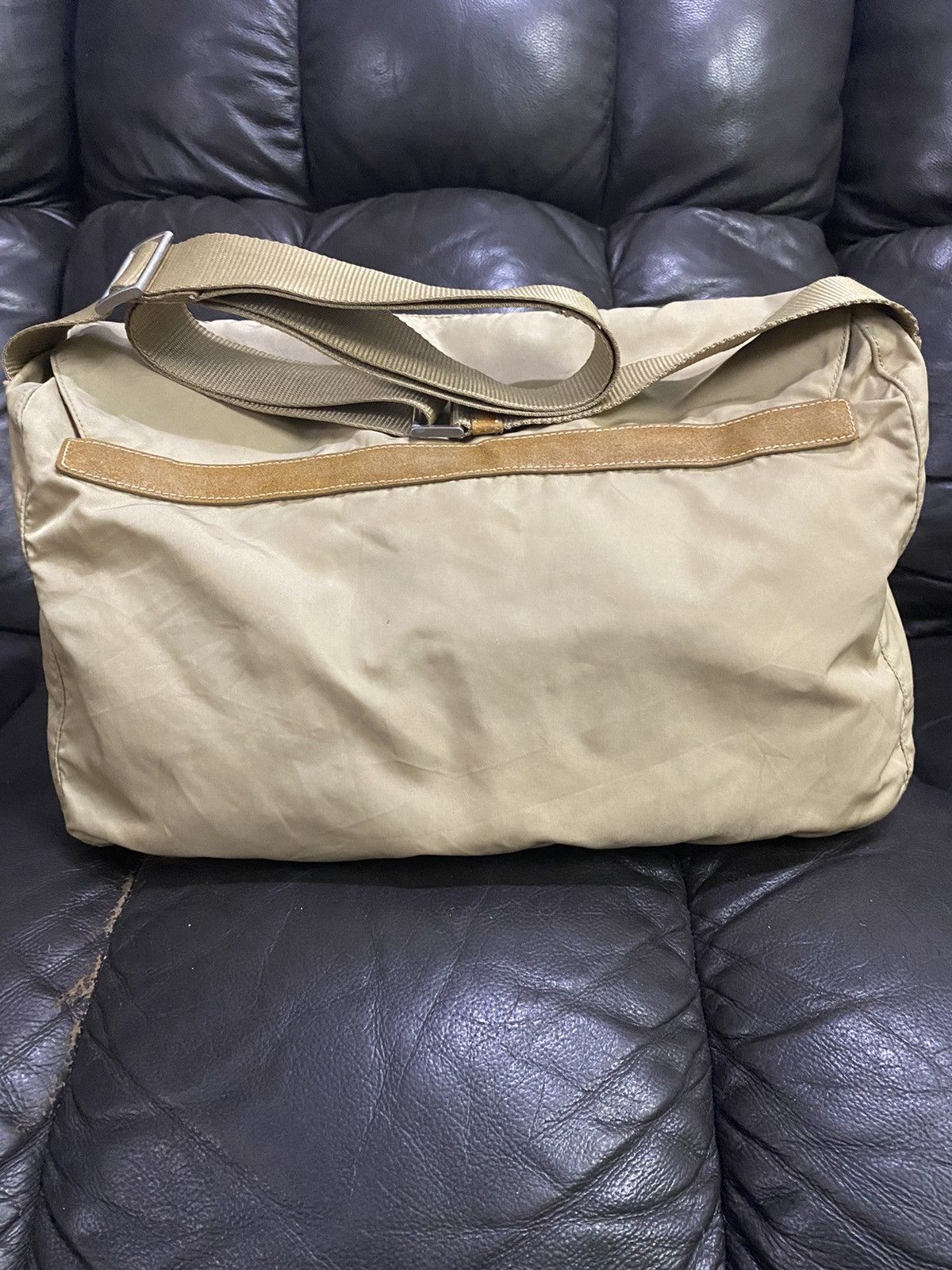 Prada Authentic Prada Tessuto Nyalon Messenger Shoulder Bag Size ONE SIZE - 6 Thumbnail