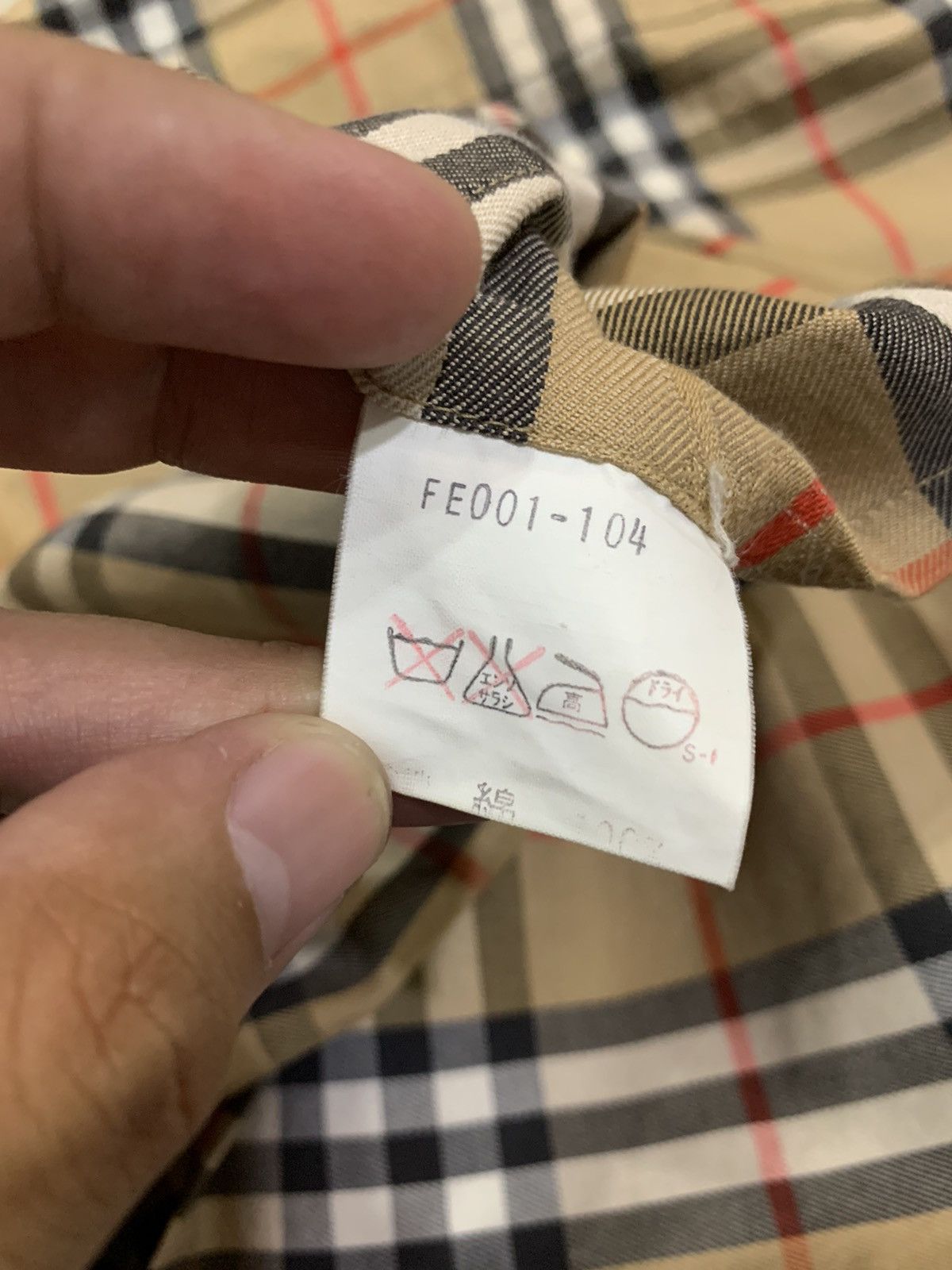 Burberry × Vintage VTG NOVA CHECK EMBOSSED LOGO SHIRT Size US XS / EU 42 / 0 - 6 Thumbnail