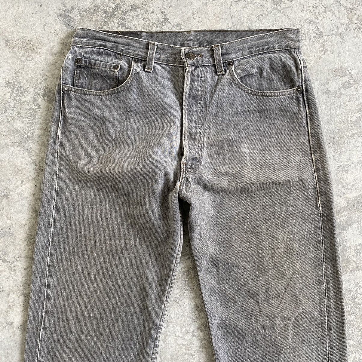 Levi's Size 33x32.5 VTG 90’s Levi's 501 Ash Gray Button Fly Jeans Size US 33 - 8 Thumbnail