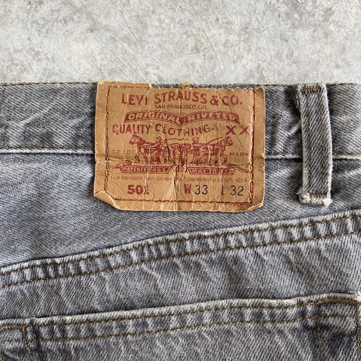 Levi's Size 33x32.5 VTG 90’s Levi's 501 Ash Gray Button Fly Jeans Size US 33 - 23 Thumbnail