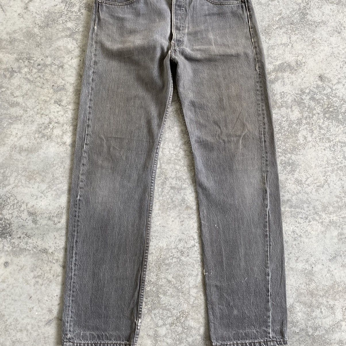 Levi's Size 33x32.5 VTG 90’s Levi's 501 Ash Gray Button Fly Jeans Size US 33 - 2 Thumbnail